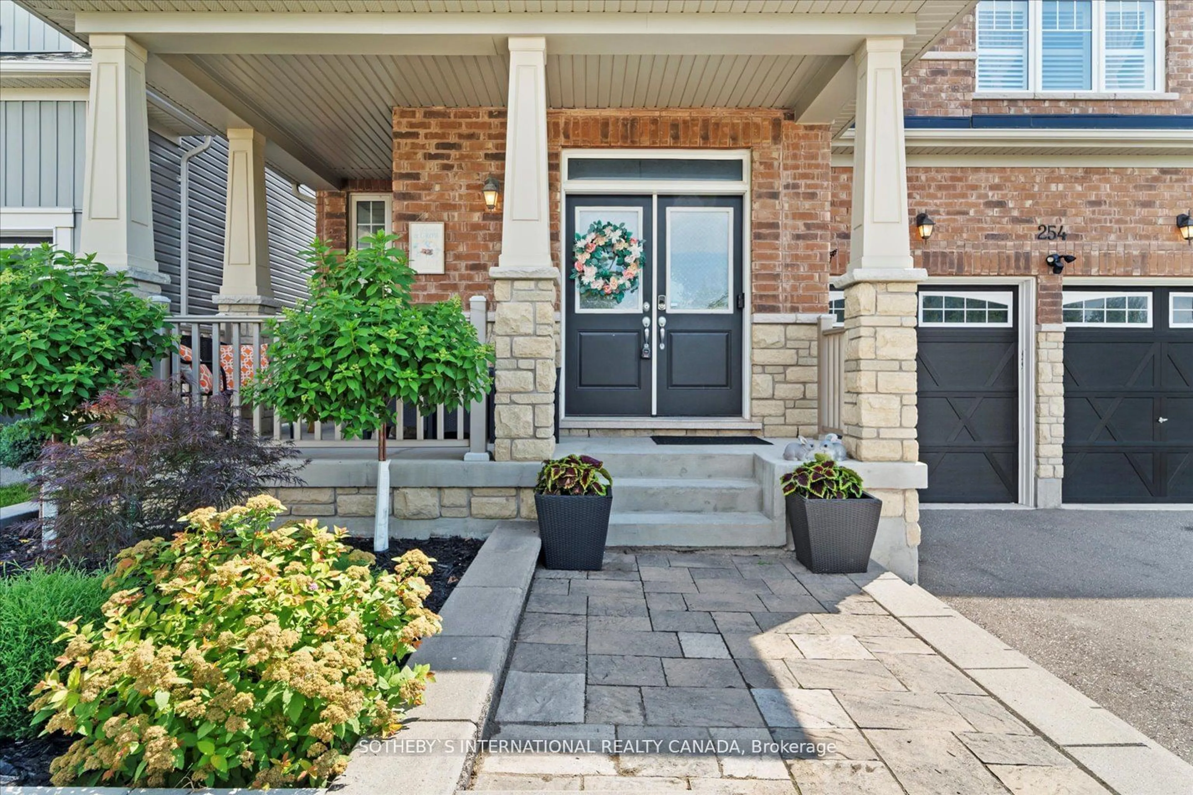 Home with brick exterior material for 254 Symington Ave, Oshawa Ontario L1H 7K4