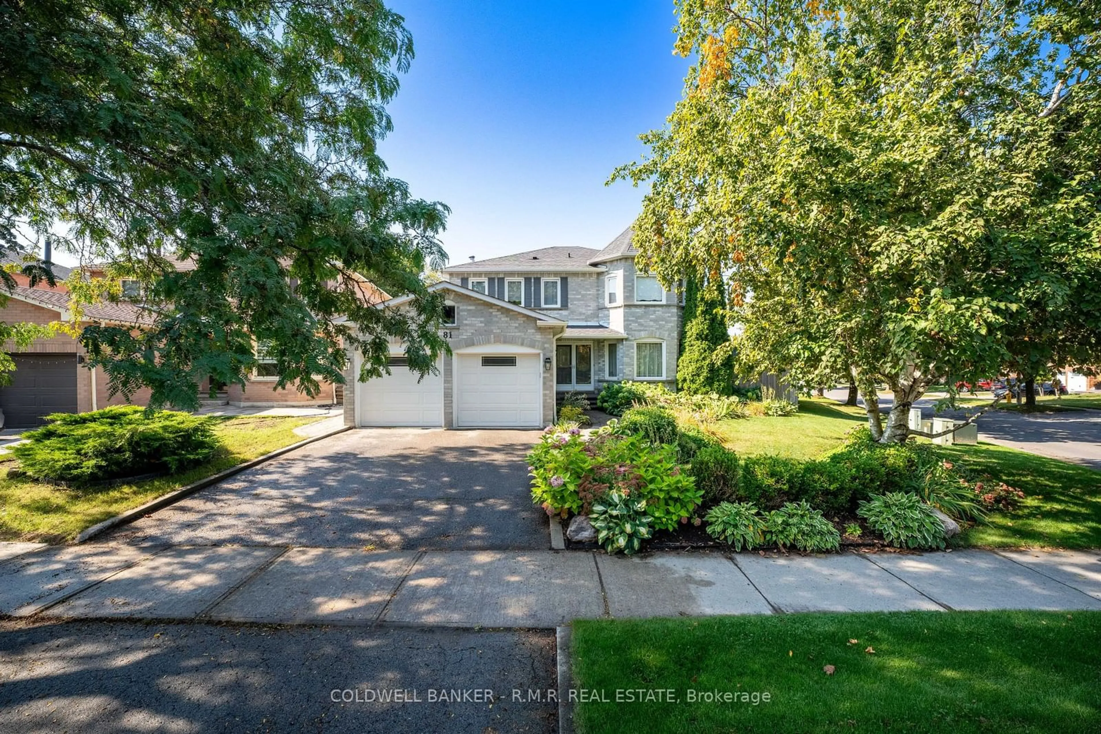 Frontside or backside of a home, the street view for 81 Willowbrook Dr, Whitby Ontario L1R 2A8