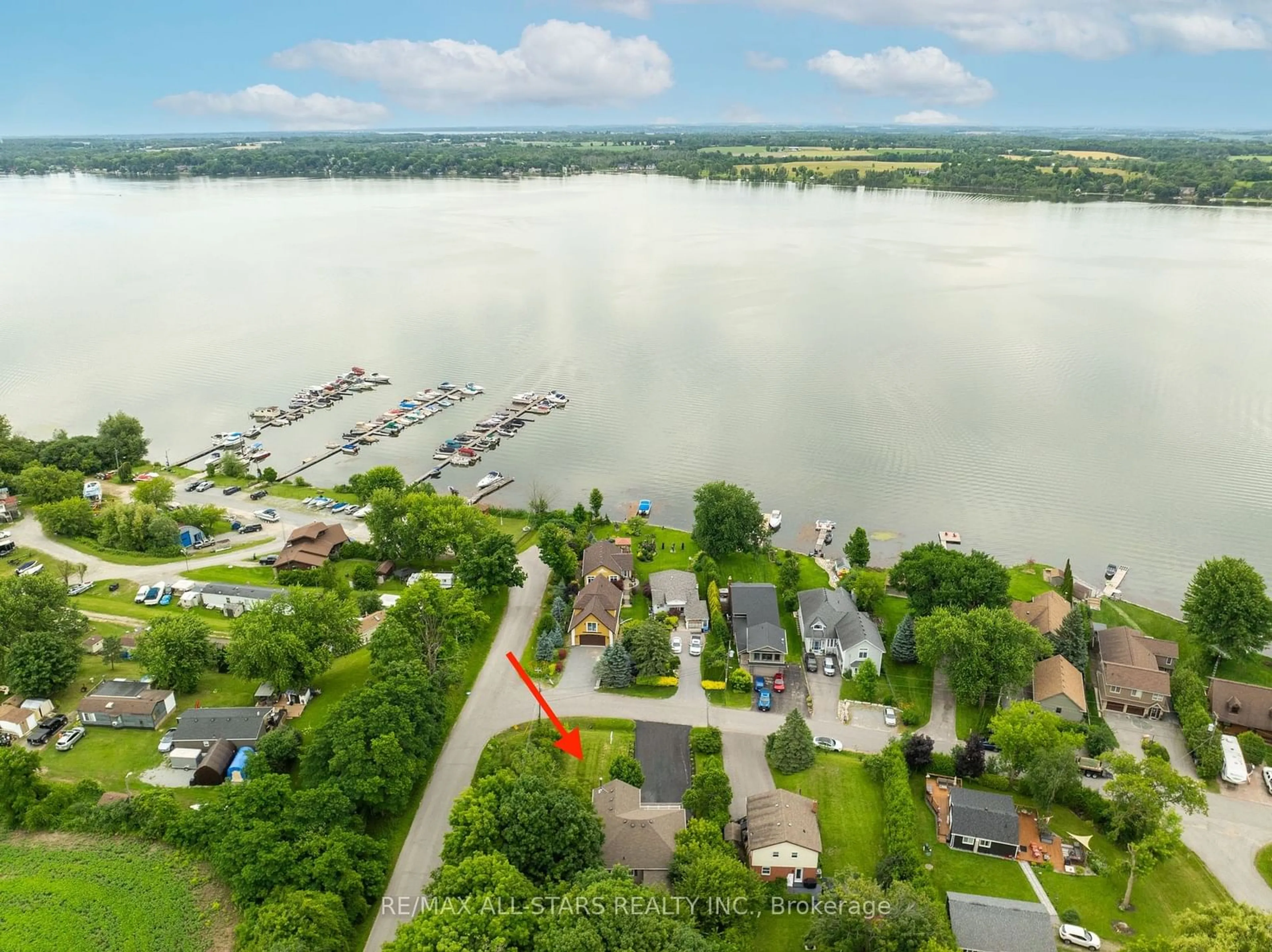 A pic from exterior of the house or condo, the view of lake or river for 2 Honeys Beach Rd, Scugog Ontario L9L 1B2