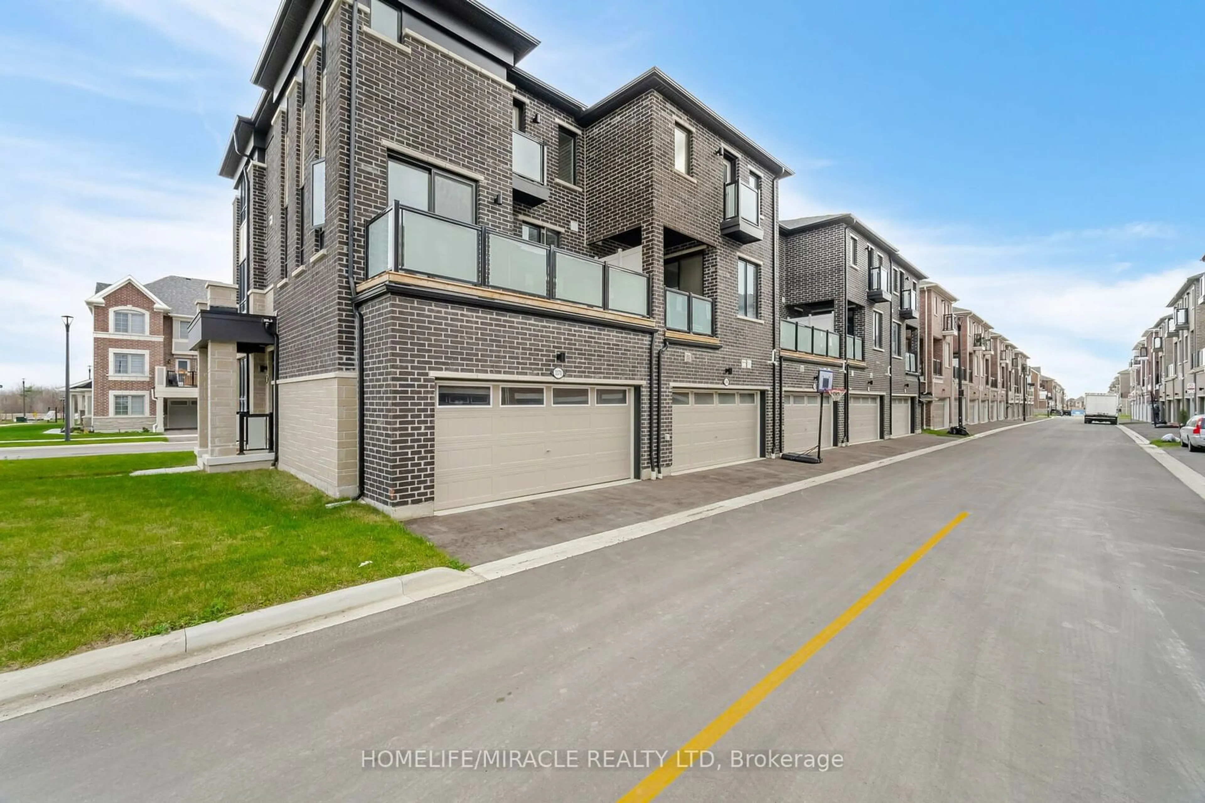 A pic from exterior of the house or condo, the street view for 3370 Thunderbird Prom, Pickering Ontario L1X 0N1