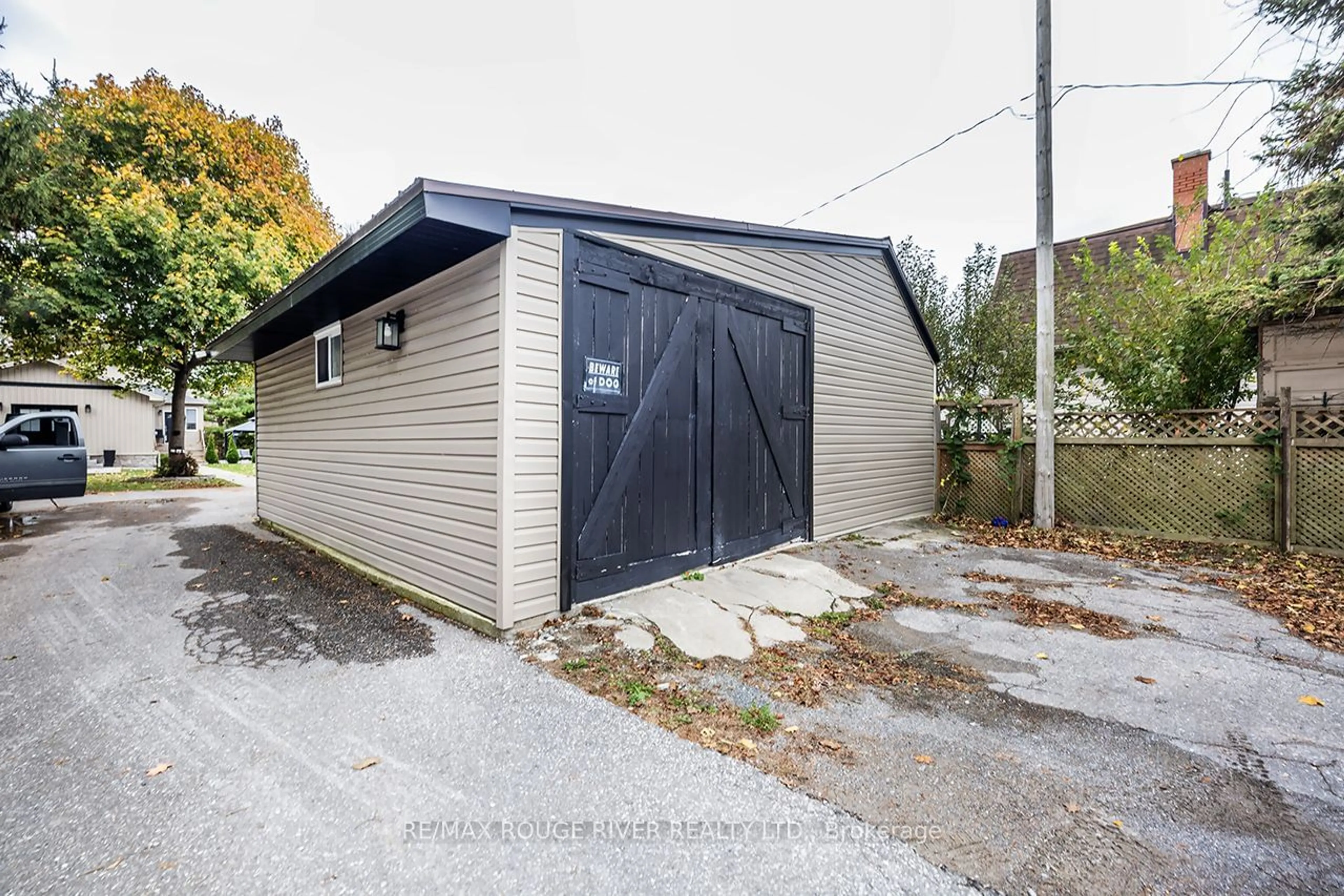 Shed for 61 Townline Rd, Clarington Ontario L1E 2J3