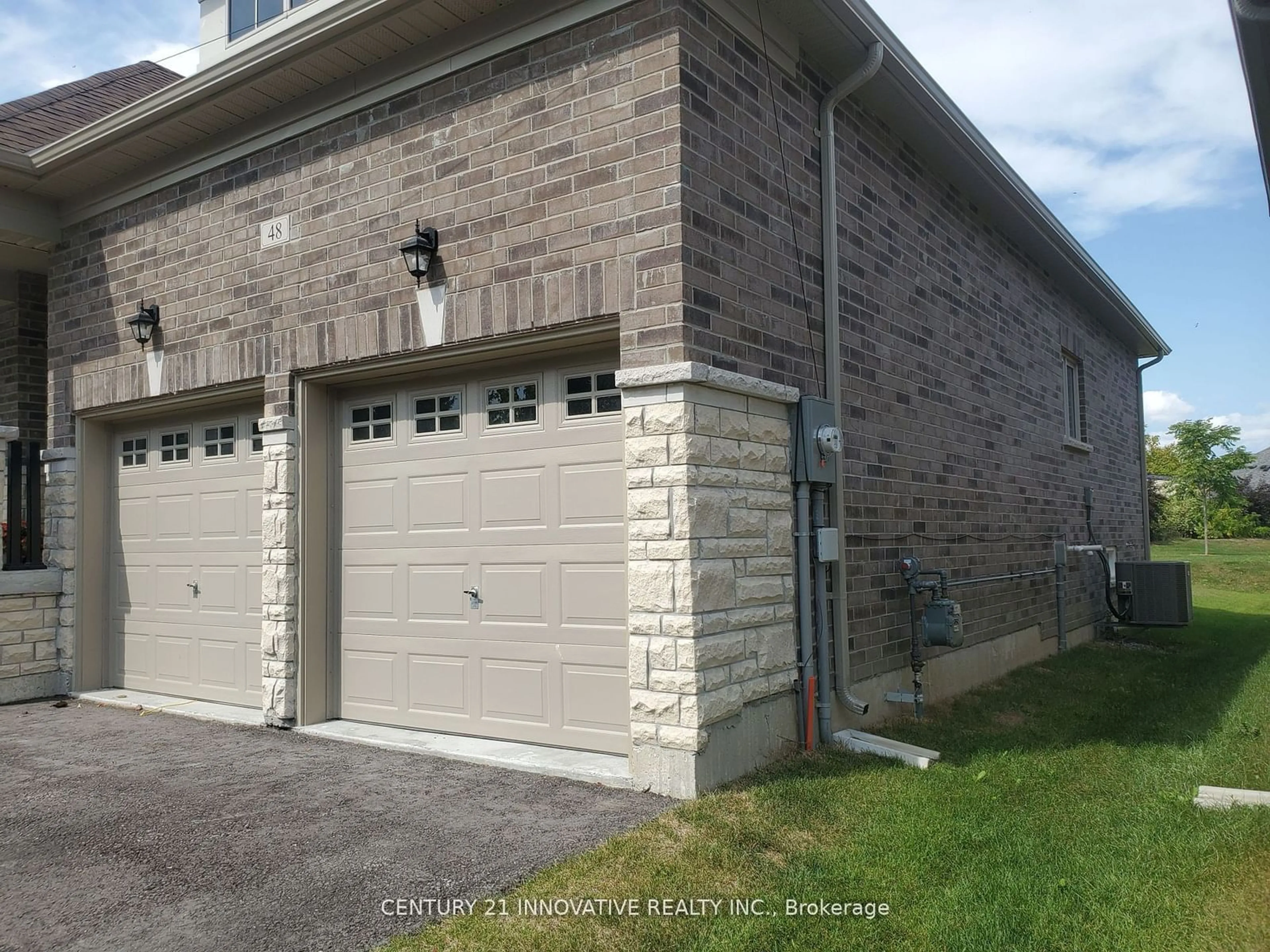 Indoor garage, cement floor for 48 Coulter St, Scugog Ontario L9L 0B3