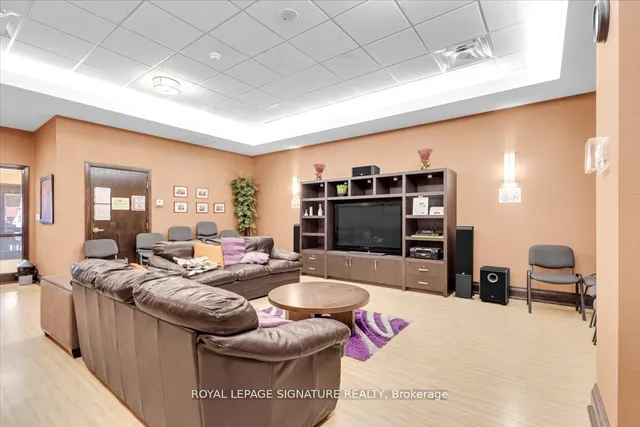 Additional property image - 2020 McNicoll Ave Unit 1023