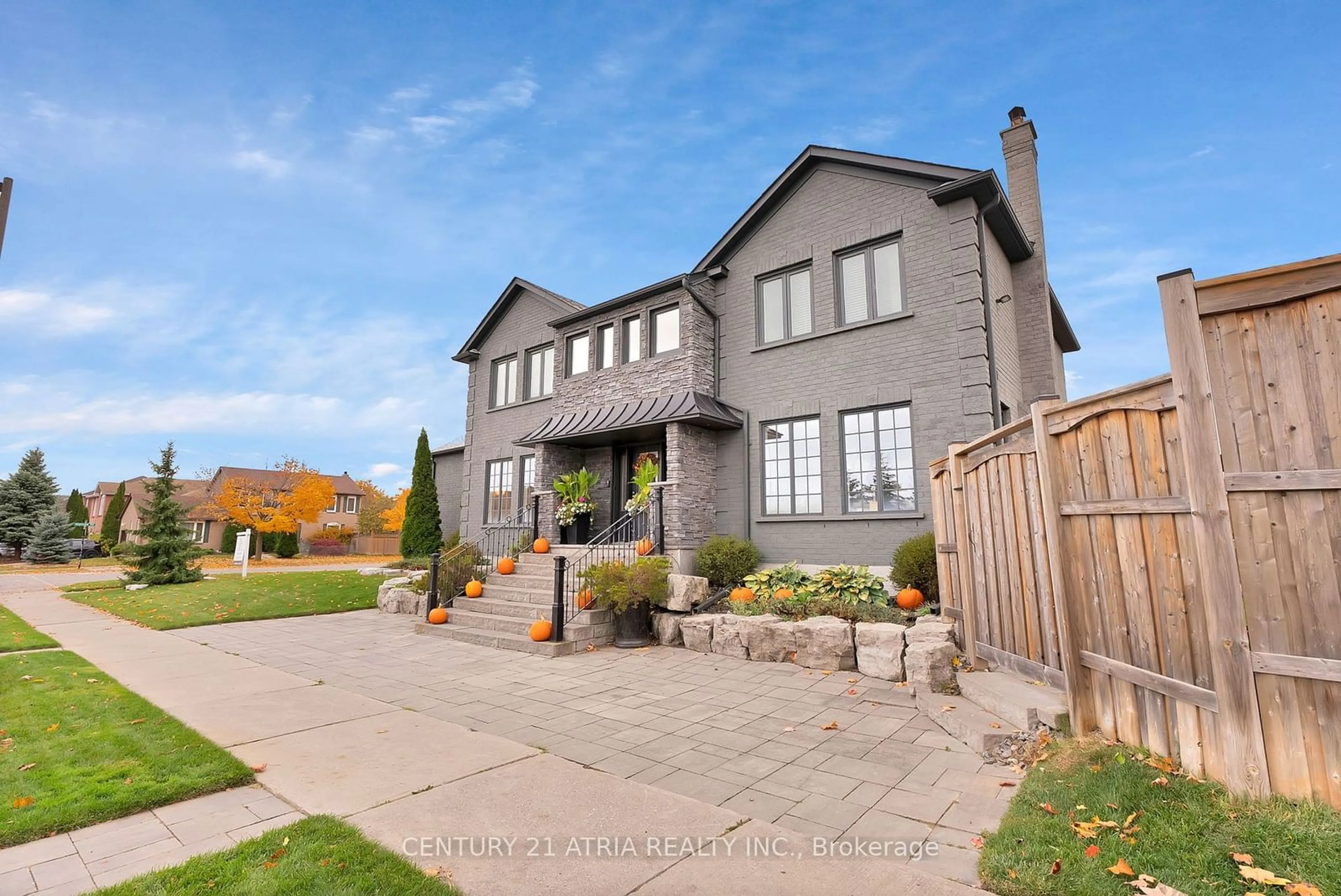 Frontside or backside of a home, the street view for 699 Highview Rd, Pickering Ontario L1V 4V9