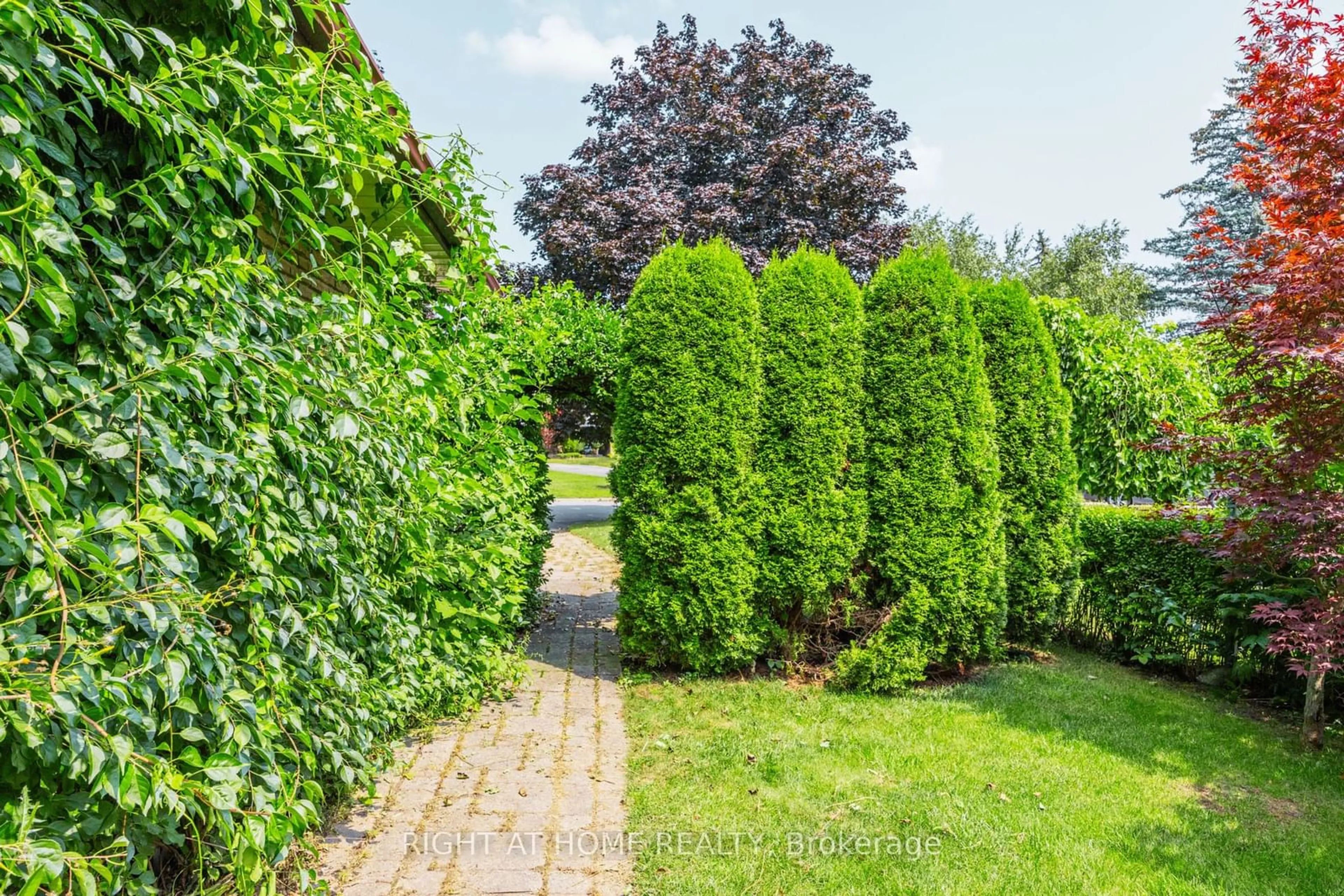 Patio, the fenced backyard for 712 Tulip Crt, Oshawa Ontario L1G 3C6