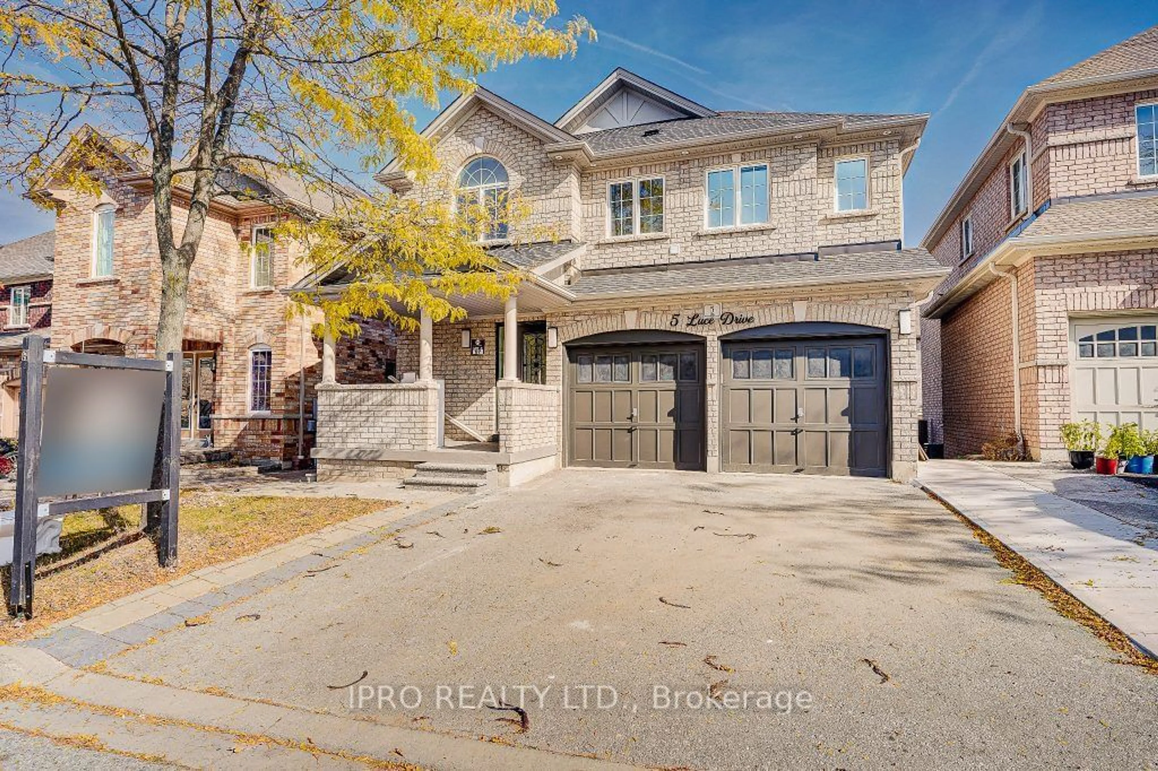 Home with brick exterior material for 5 Luce Dr, Ajax Ontario L1Z 0K2