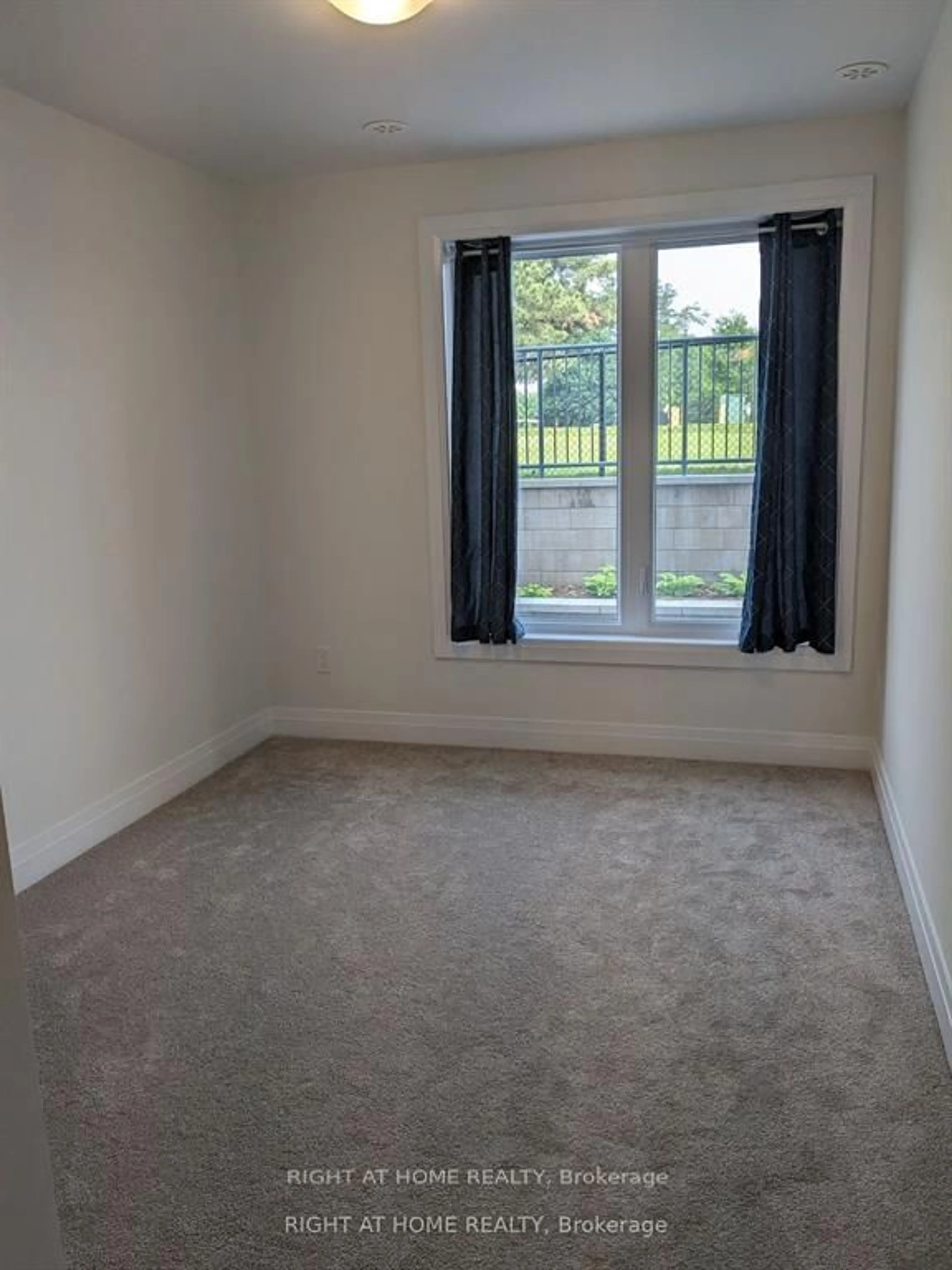 A pic of a room, not visible floor for 2635 William Jackson Dr #701, Pickering Ontario L1X 0L2