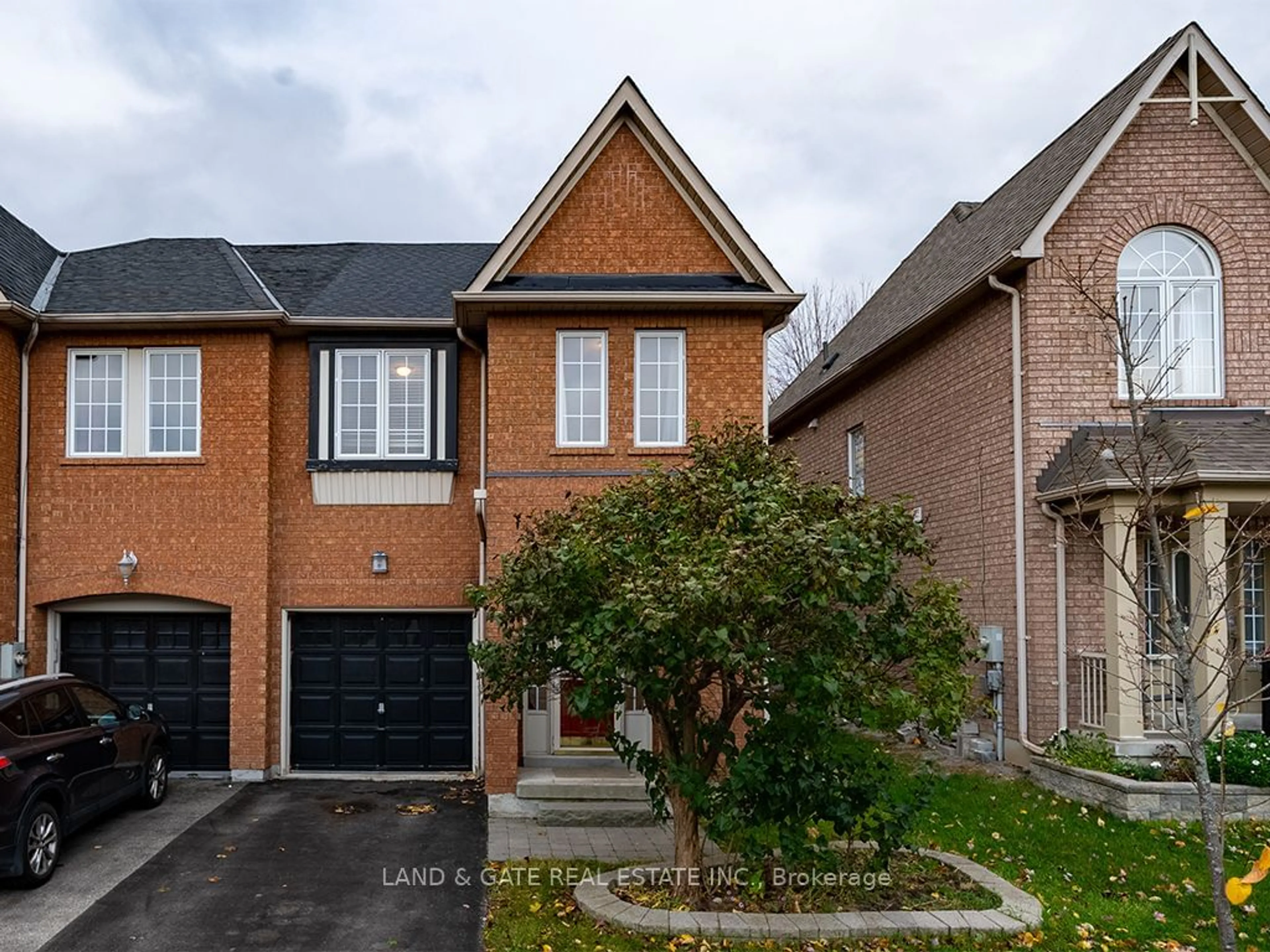 A pic from exterior of the house or condo, the street view for 19 Stokely Cres, Whitby Ontario L1N 9S8