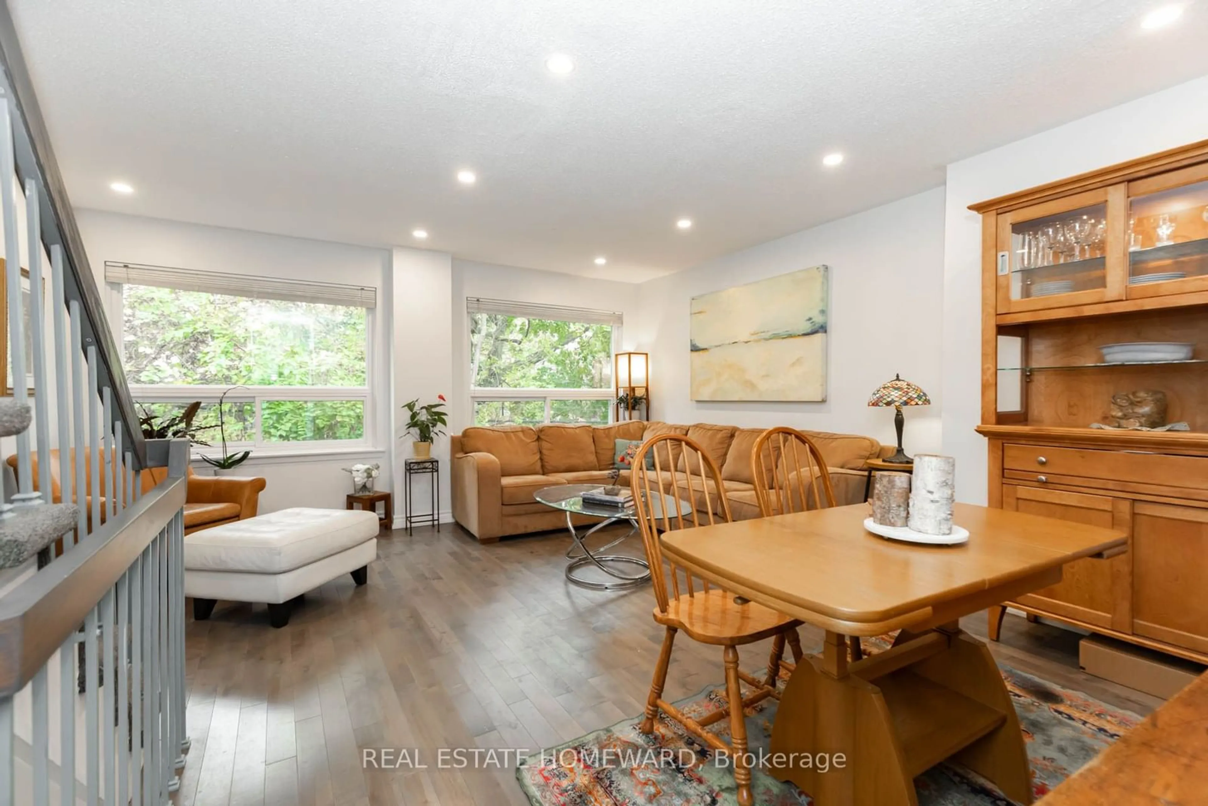 Living room, wood floors for 90 Edgewood Ave #118, Toronto Ontario M4L 3H1