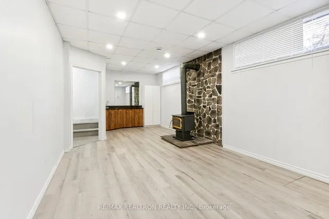 Additional property image - 139 Pandora Circ