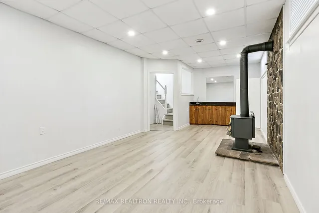 Additional property image - 139 Pandora Circ