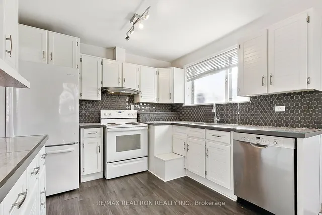 Additional property image - 139 Pandora Circ