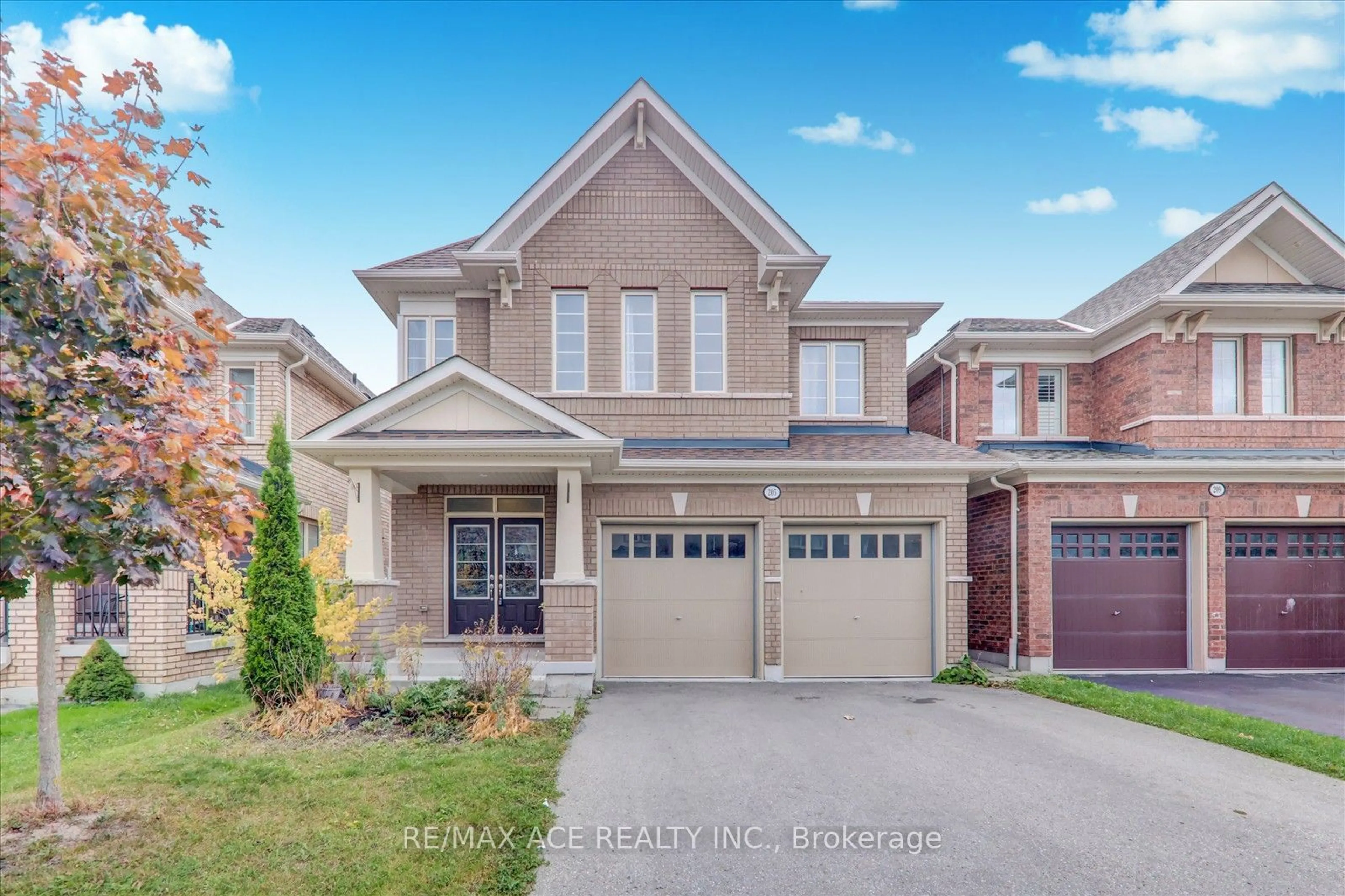 Frontside or backside of a home, the street view for 205 South Ocean Dr, Oshawa Ontario L1L 0K4