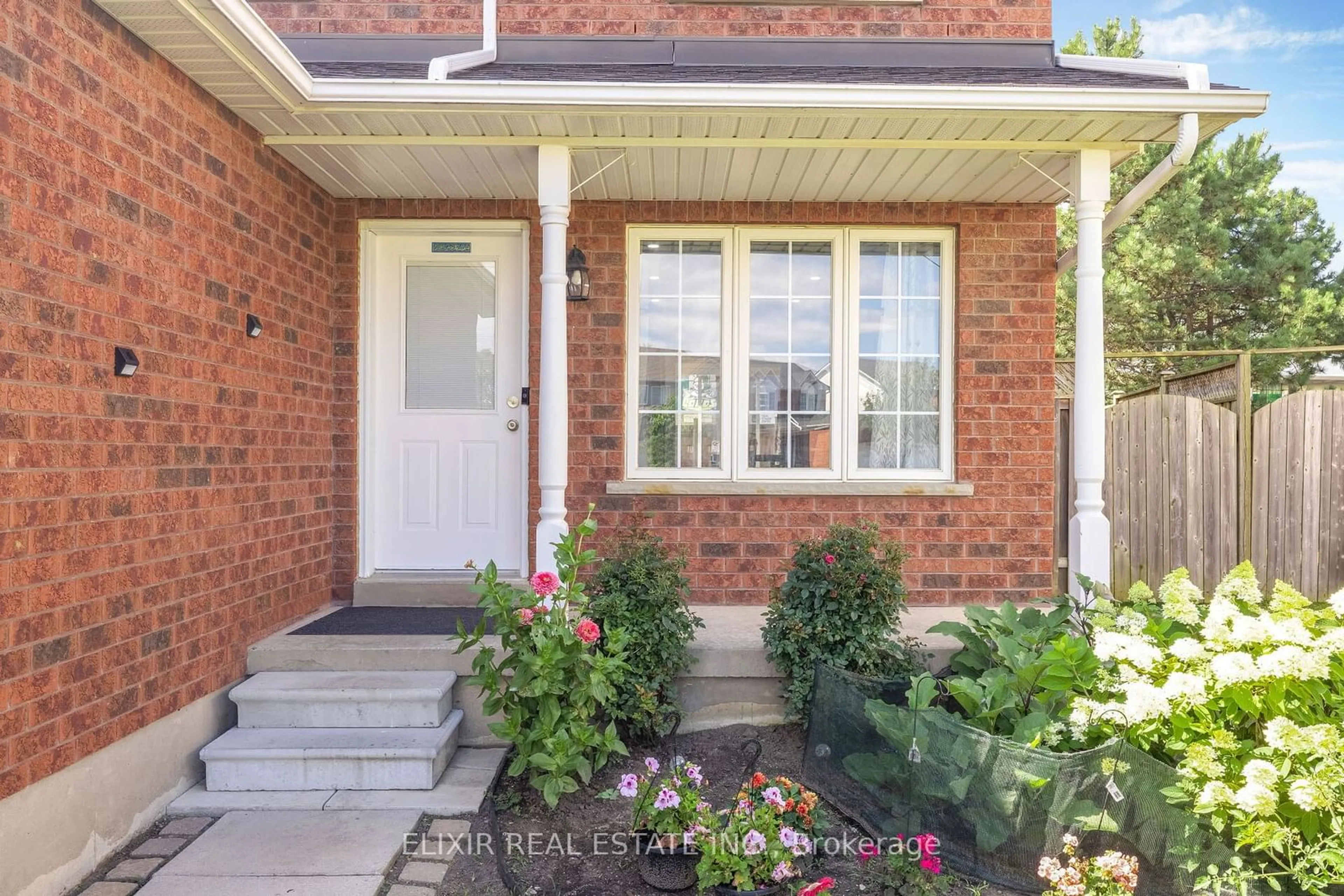 Home with brick exterior material for 1875 Dalhousie Cres, Oshawa Ontario L1G 8C4