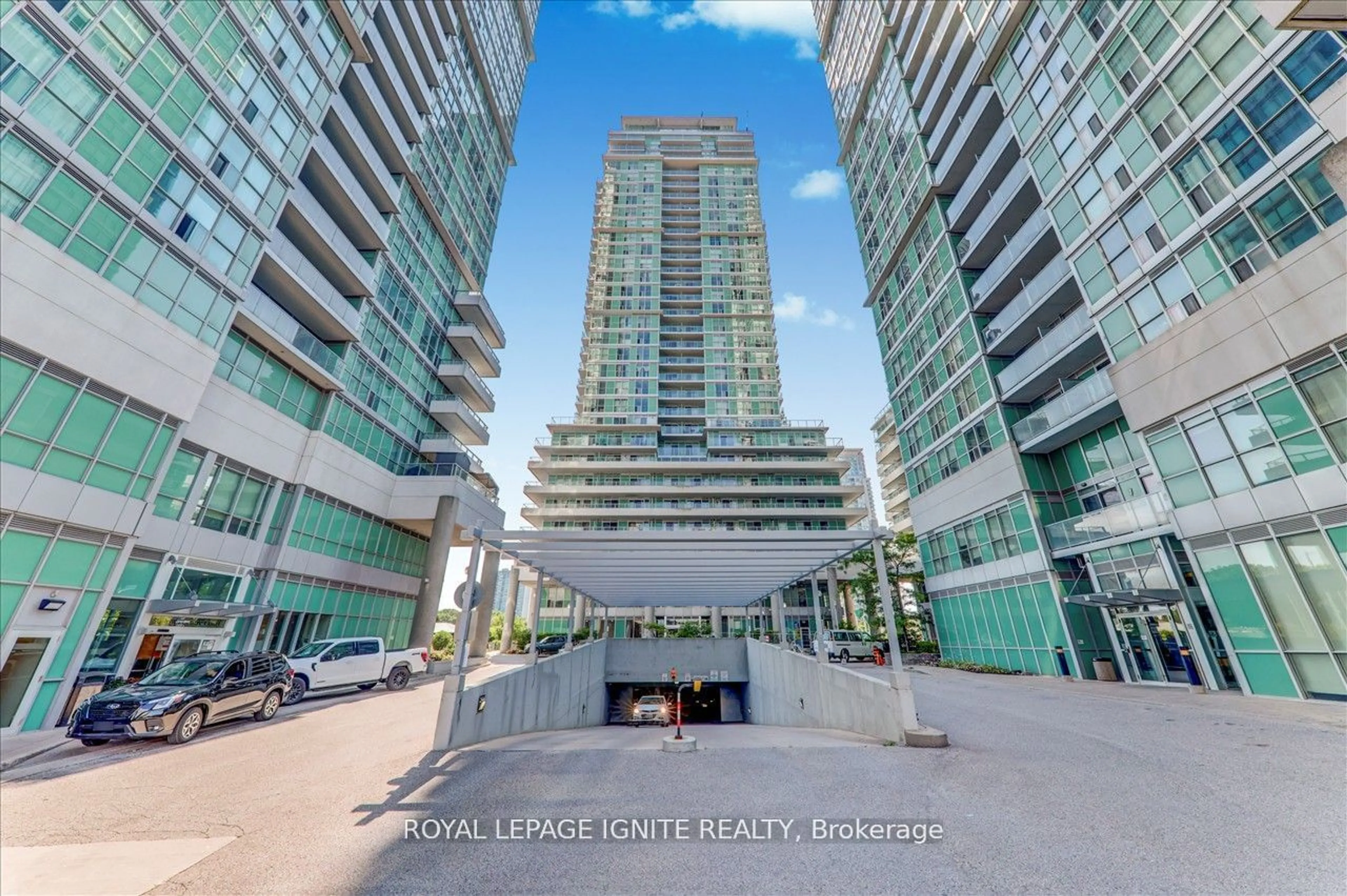 A pic from exterior of the house or condo, the front or back of building for 60 Town Centre Crt #306, Toronto Ontario M1P 0B1