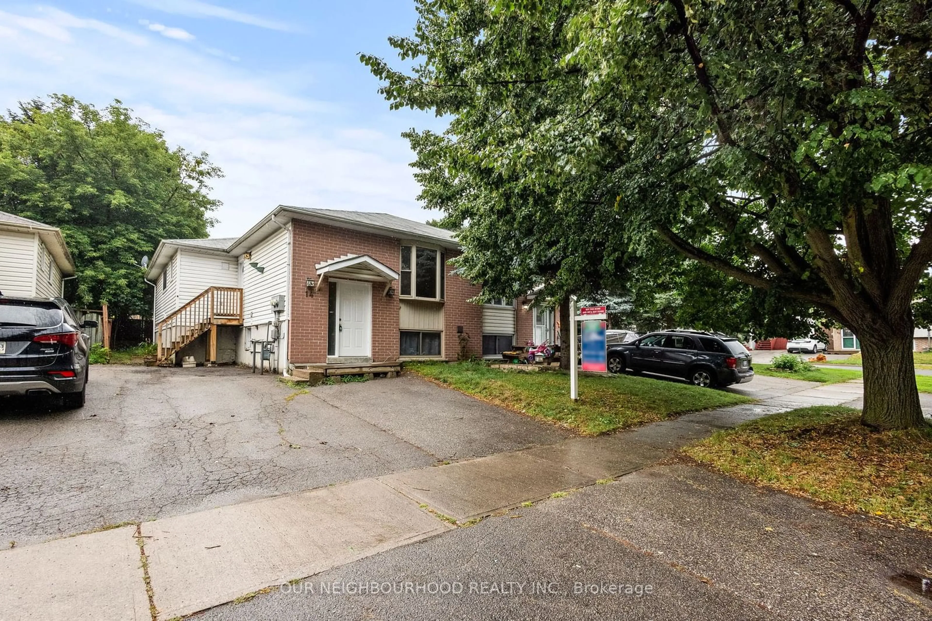 A pic from exterior of the house or condo, the street view for 14 Lockhart Gate, Clarington Ontario L1C 4L1