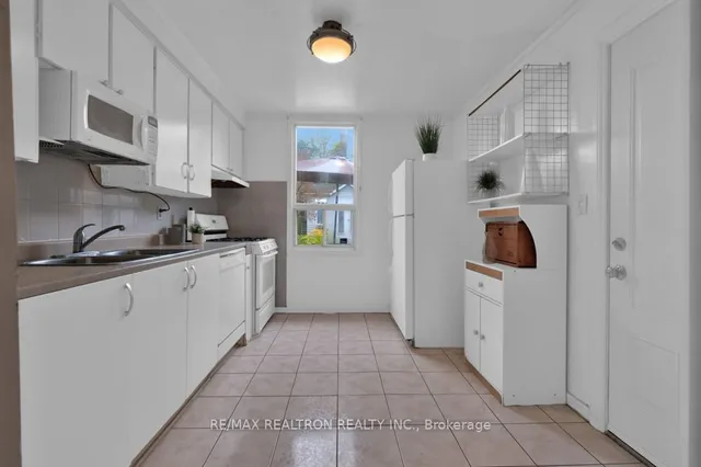 Additional property image - 135 Holborne Ave