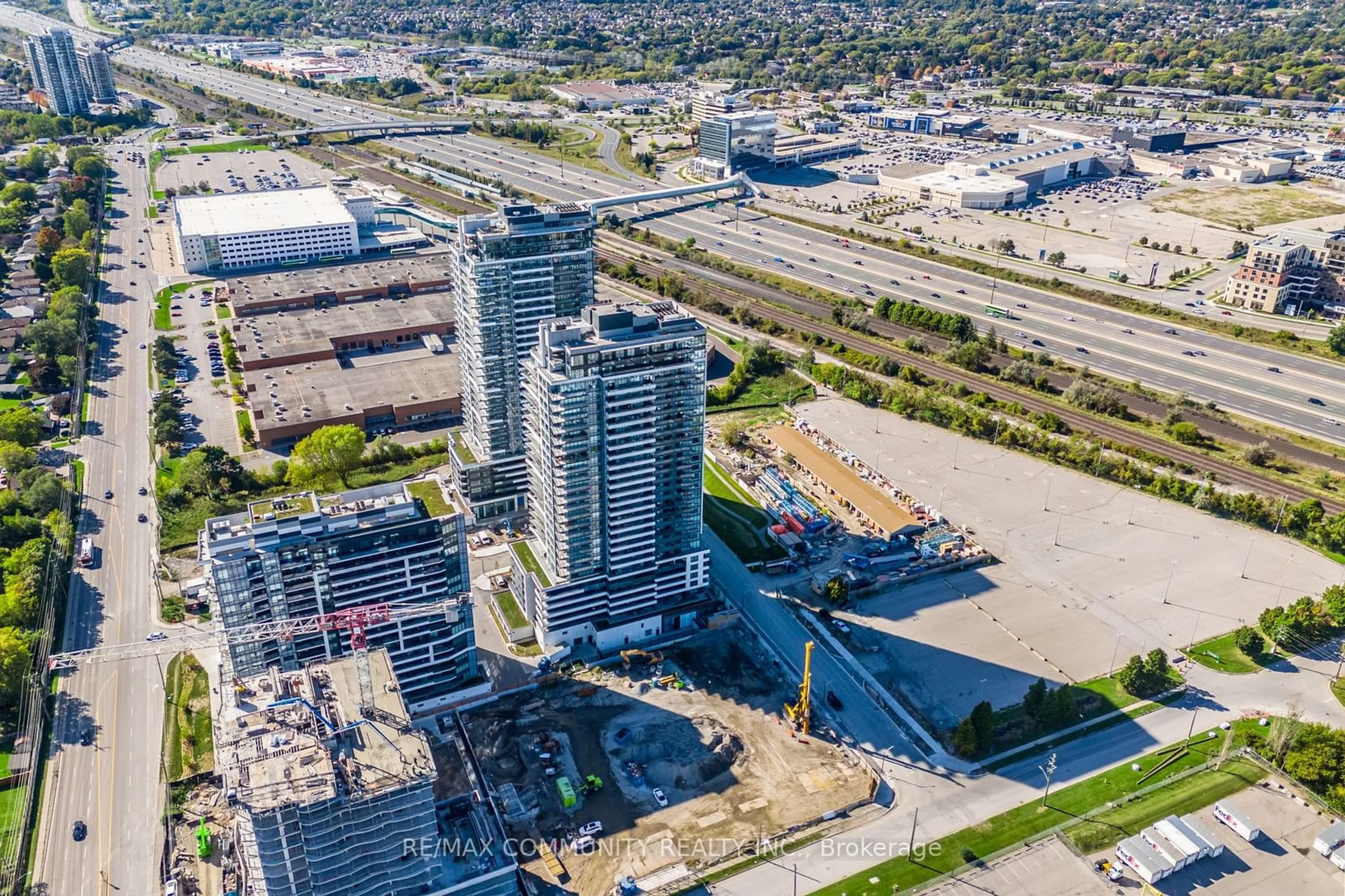 A pic from exterior of the house or condo, the view of city buildings for 1455 Celebration Dr #1509, Pickering Ontario L1W 0C3