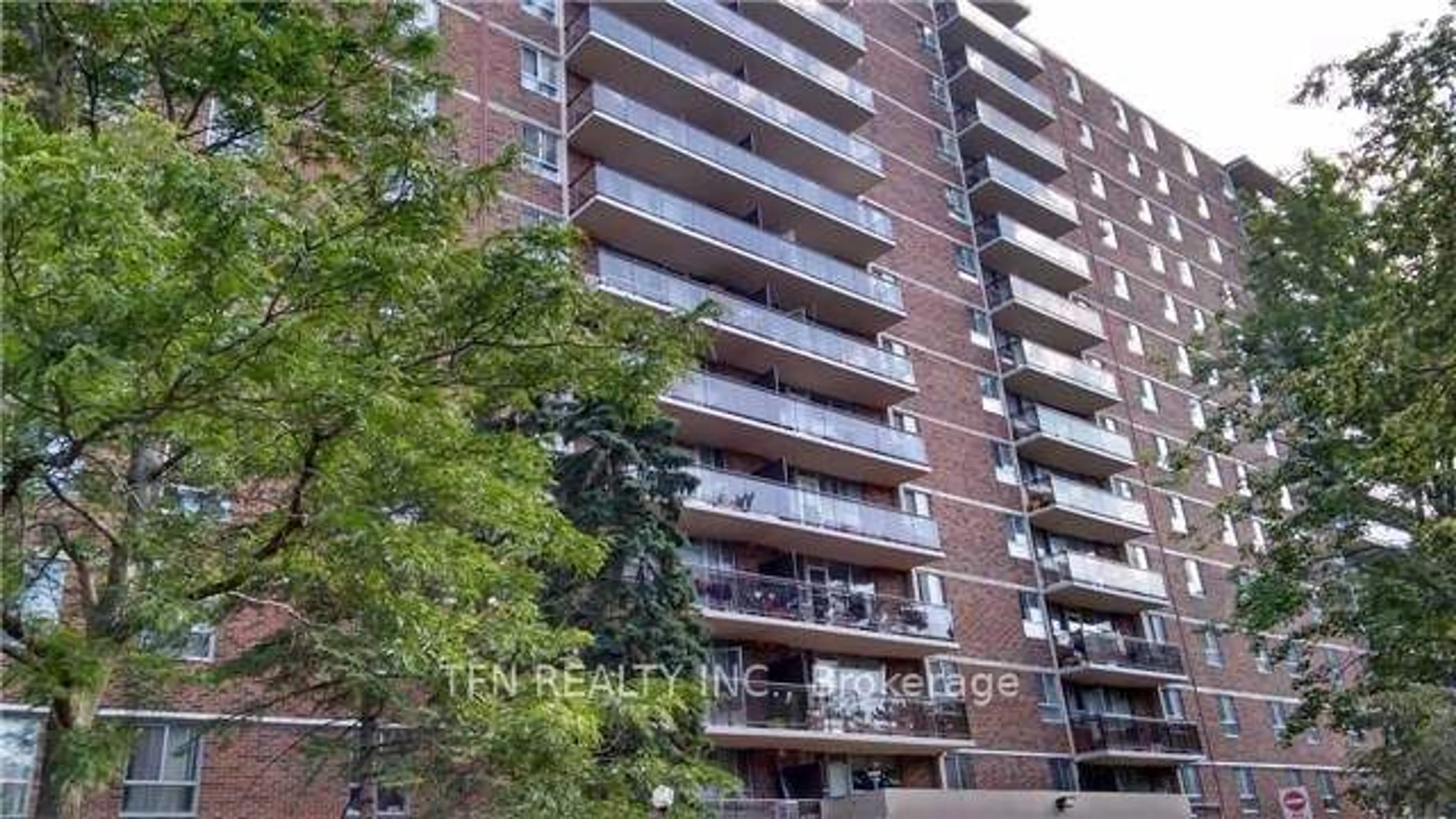 A pic from exterior of the house or condo, the front or back of building for 1950 Kennedy Rd #706, Toronto Ontario M1P 4S9