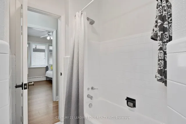 Additional property image - 52 Amiens Rd