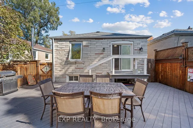 Additional property image - 104 Natal Ave