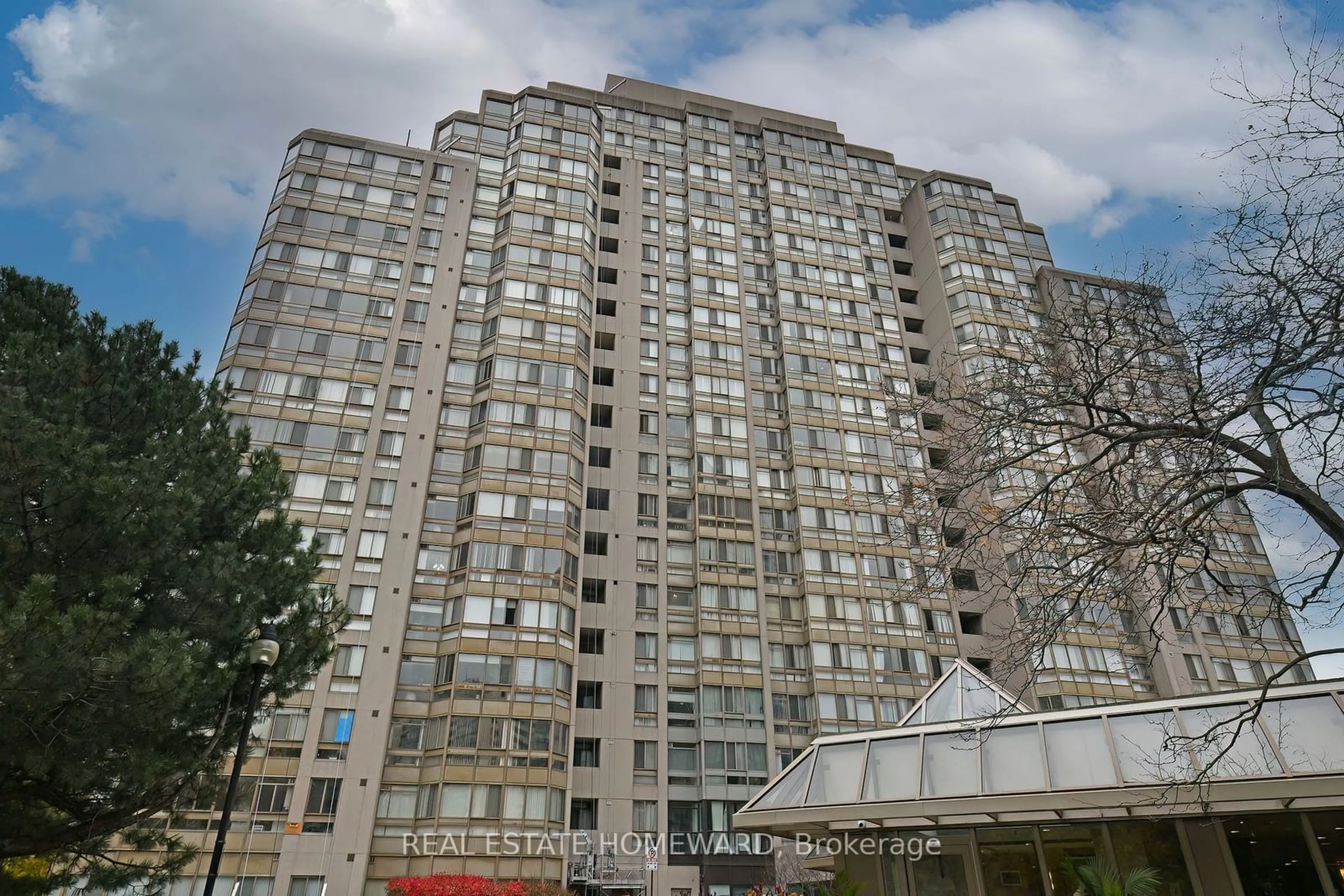 A pic from exterior of the house or condo, the front or back of building for 3233 Eglinton Ave #810, Toronto Ontario M1J 3N6