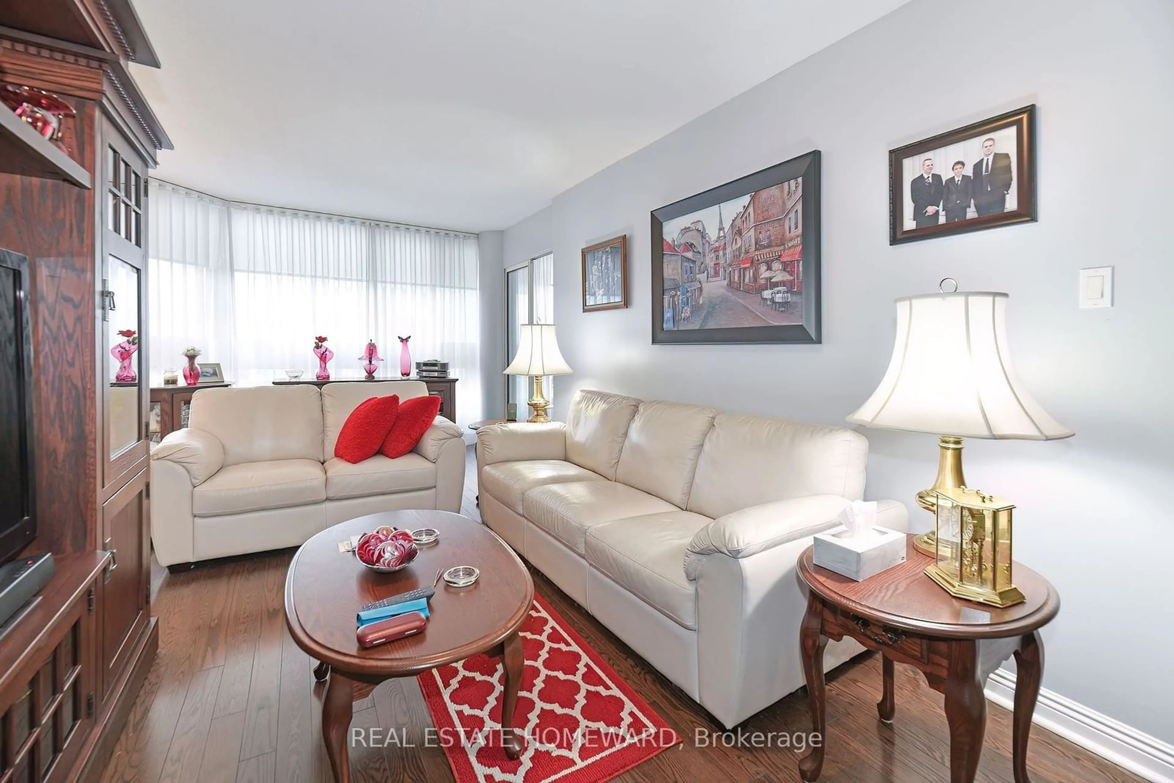 Living room, wood floors for 3233 Eglinton Ave #810, Toronto Ontario M1J 3N6