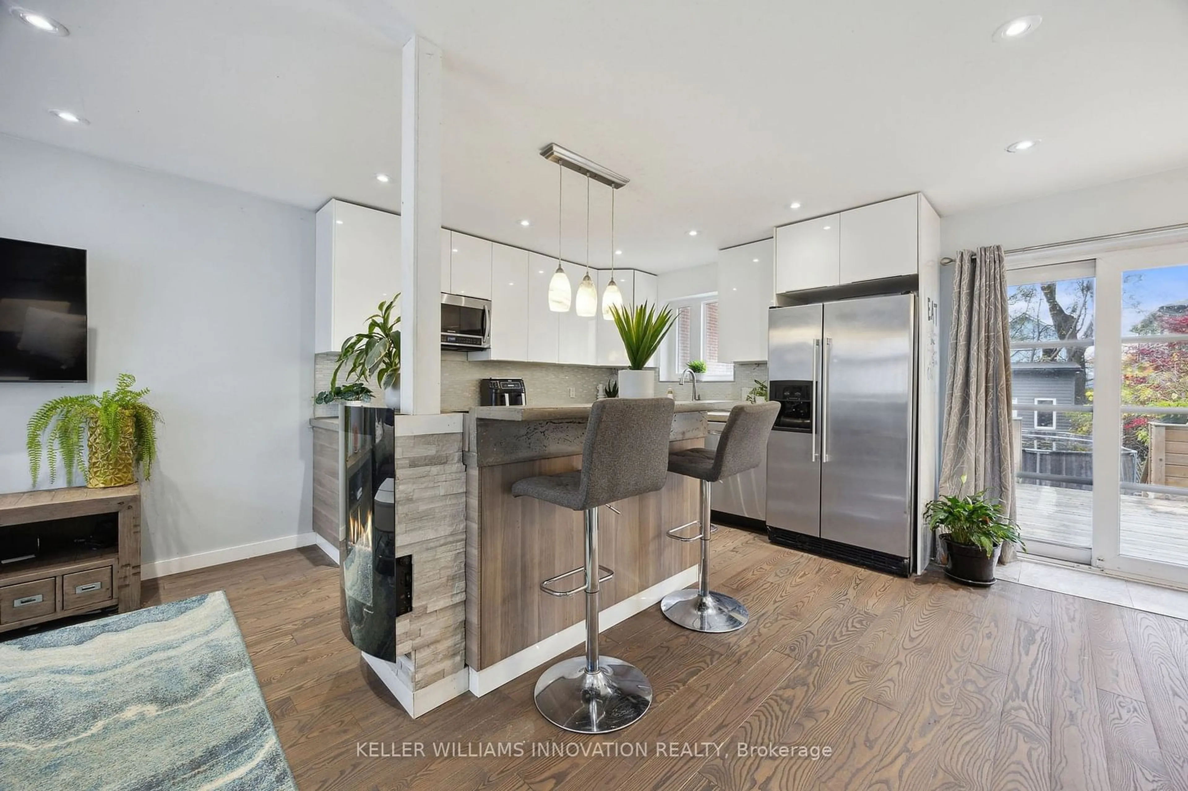 Open concept kitchen for 76 Phillip Ave, Toronto Ontario M1N 3R2