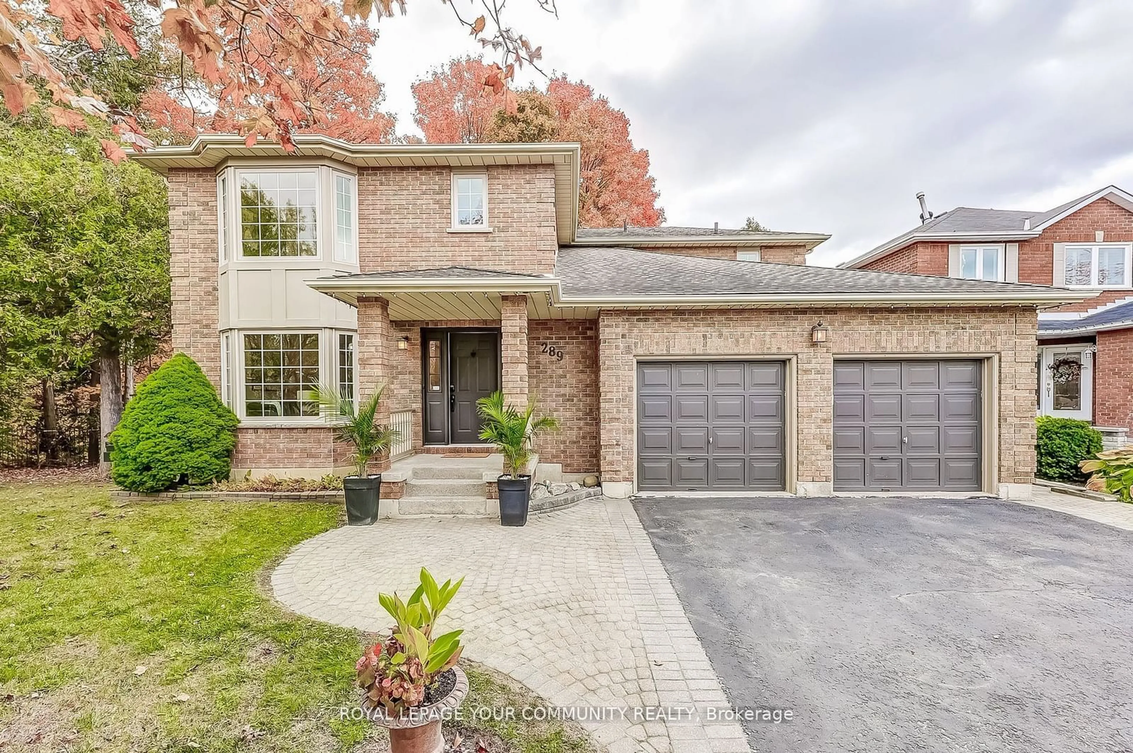 Home with brick exterior material for 289 Tranquil Crt, Pickering Ontario L1V 6K1