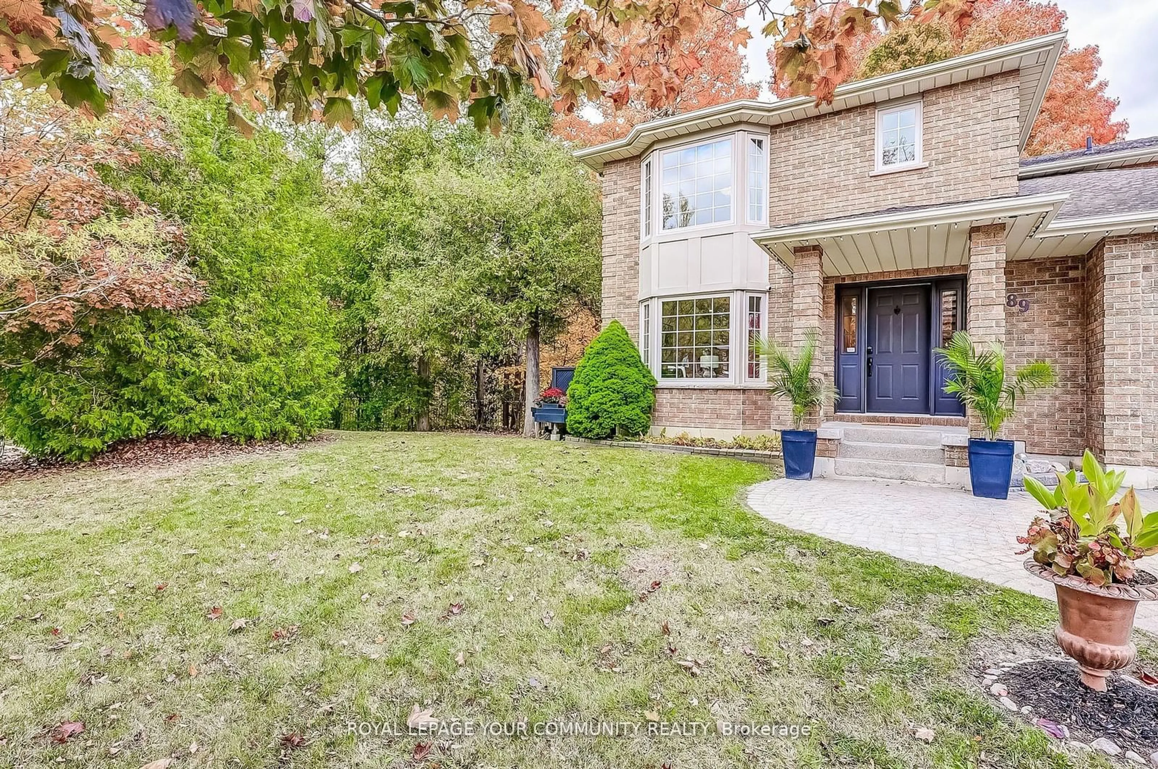 Home with brick exterior material for 289 Tranquil Crt, Pickering Ontario L1V 6K1