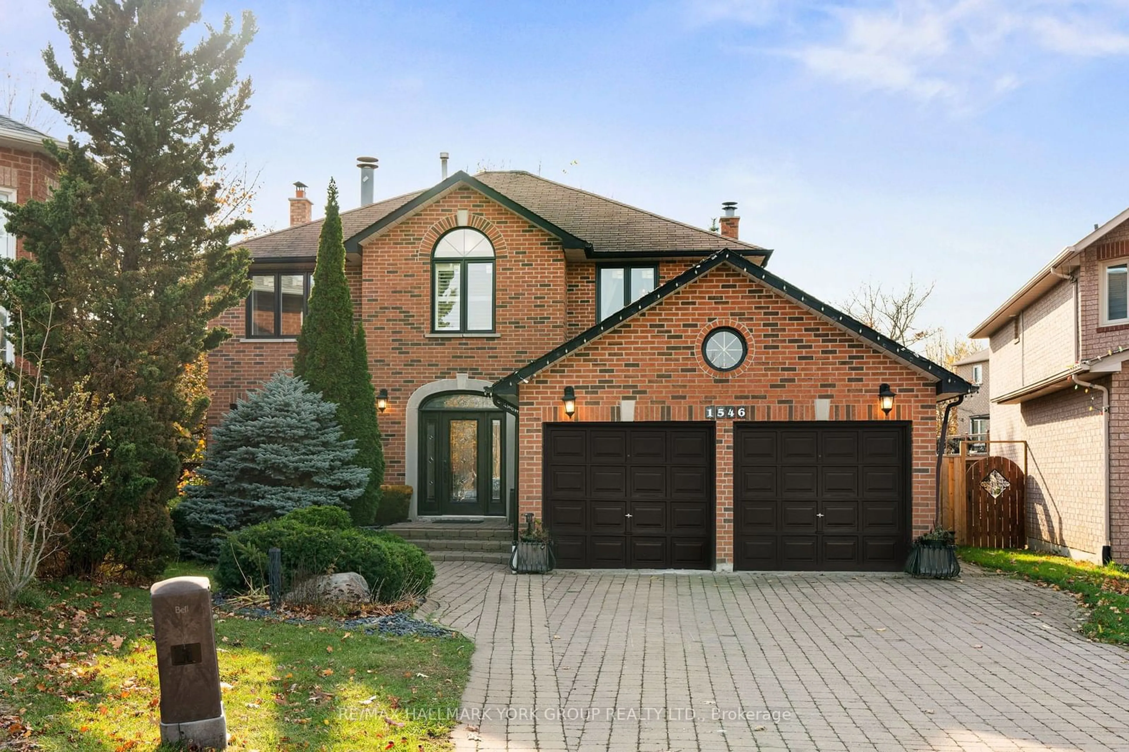 Home with brick exterior material for 1546 Meldron Dr, Pickering Ontario L1V 6T2