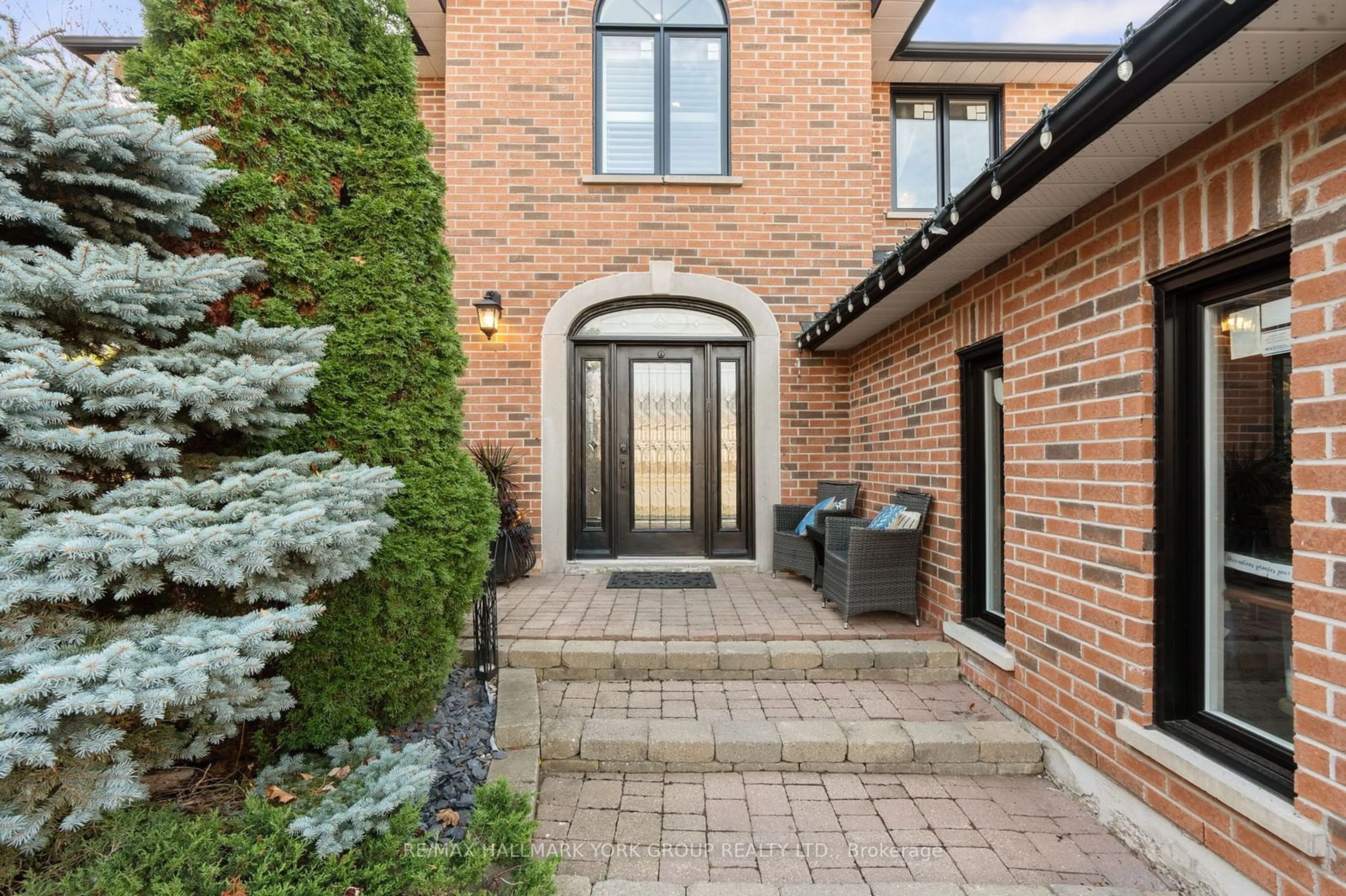 Home with brick exterior material for 1546 Meldron Dr, Pickering Ontario L1V 6T2