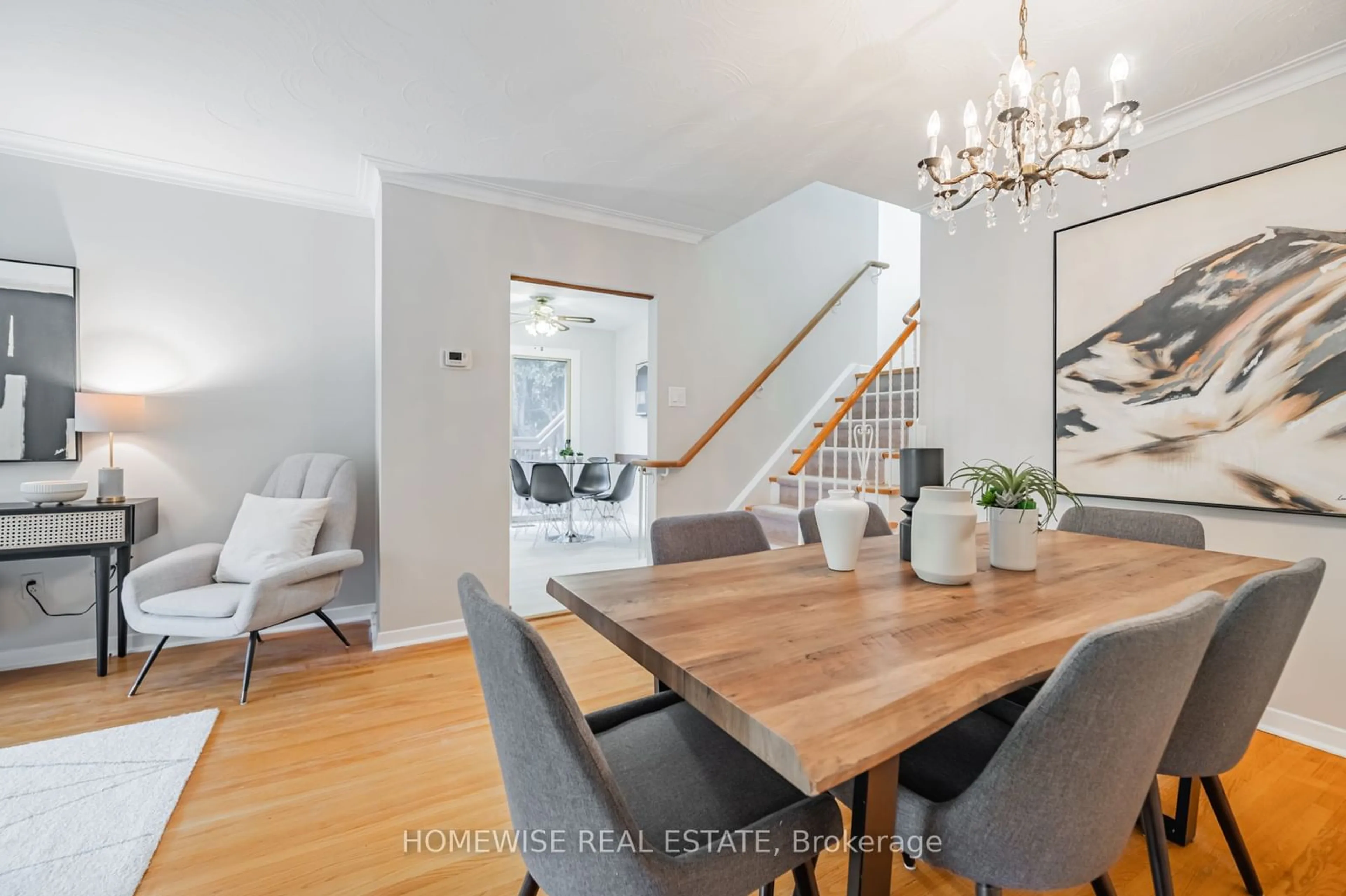 Dining room, wood floors for 30 Stevenwood Rd, Toronto Ontario M1G 1B7