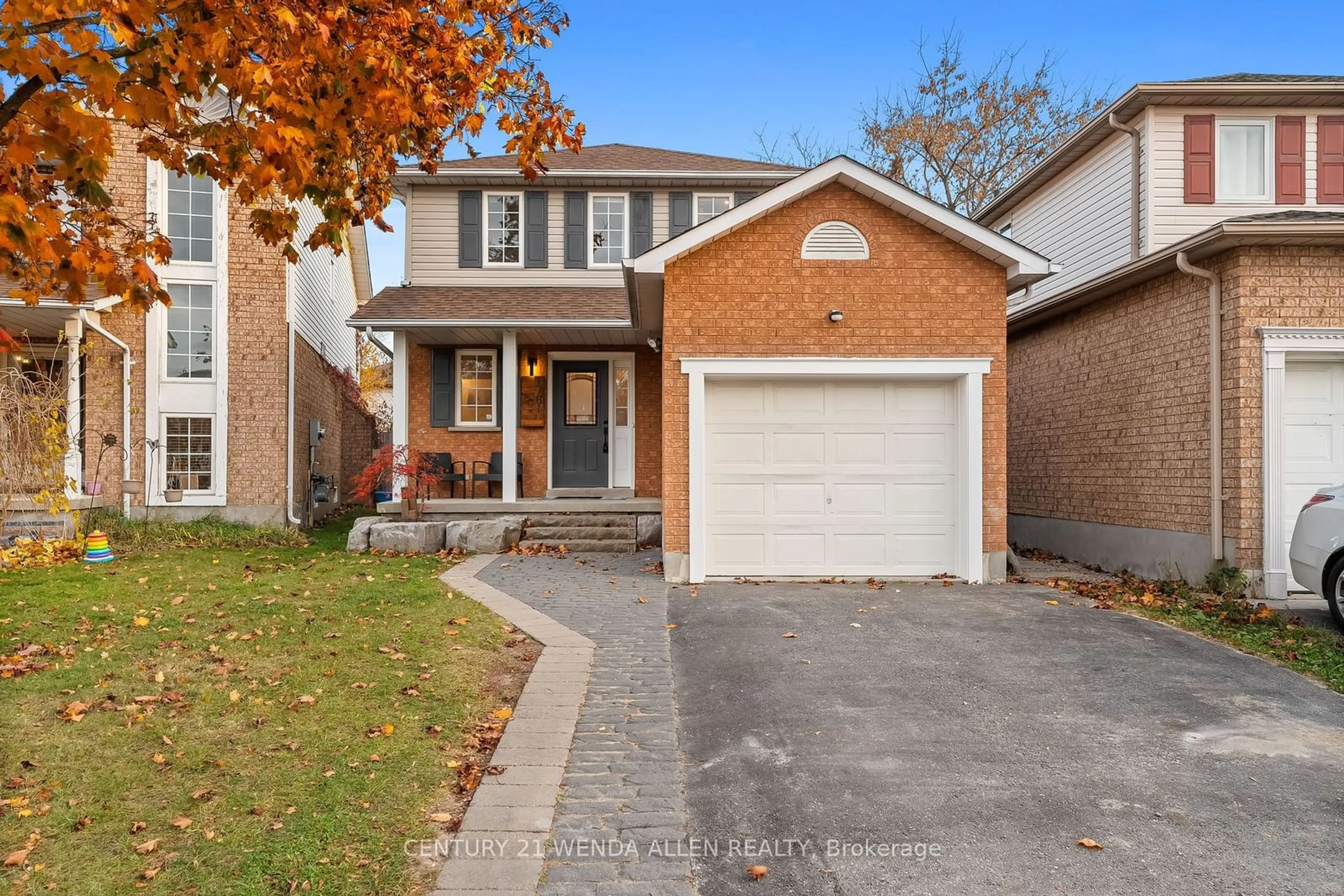 Home with brick exterior material for 1781 Mcgill Crt, Oshawa Ontario L1G 8A3