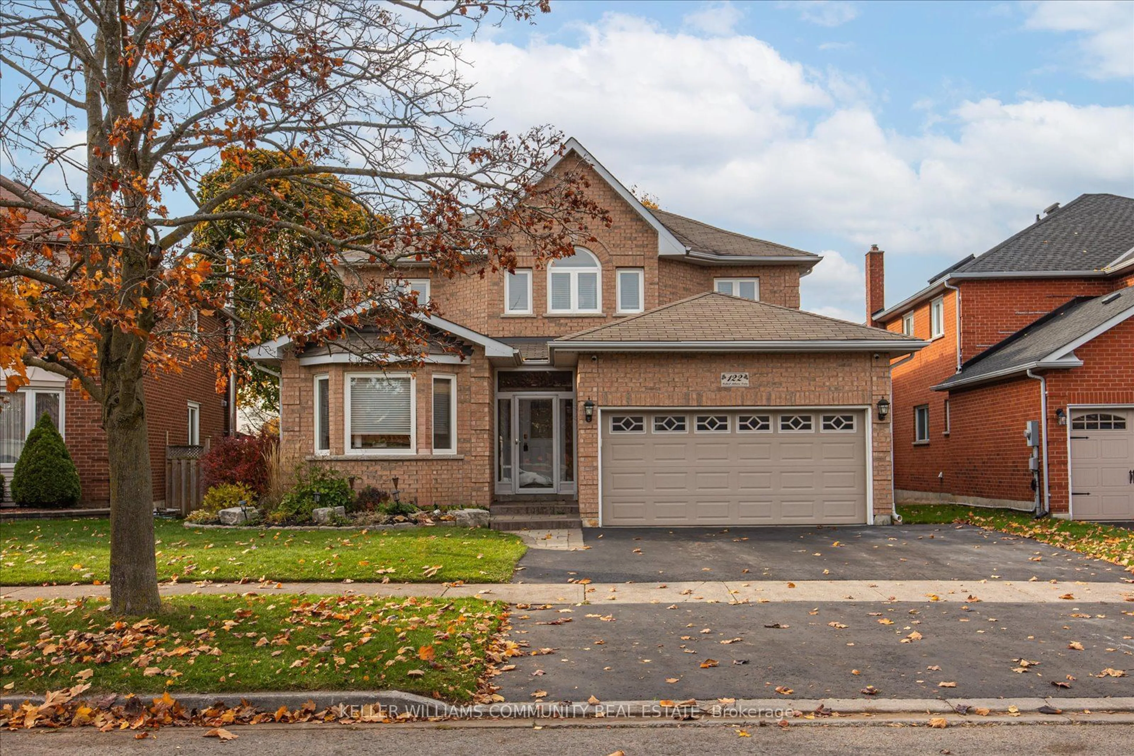 Home with brick exterior material for 122 Robert Adams Dr, Clarington Ontario L1E 2C4