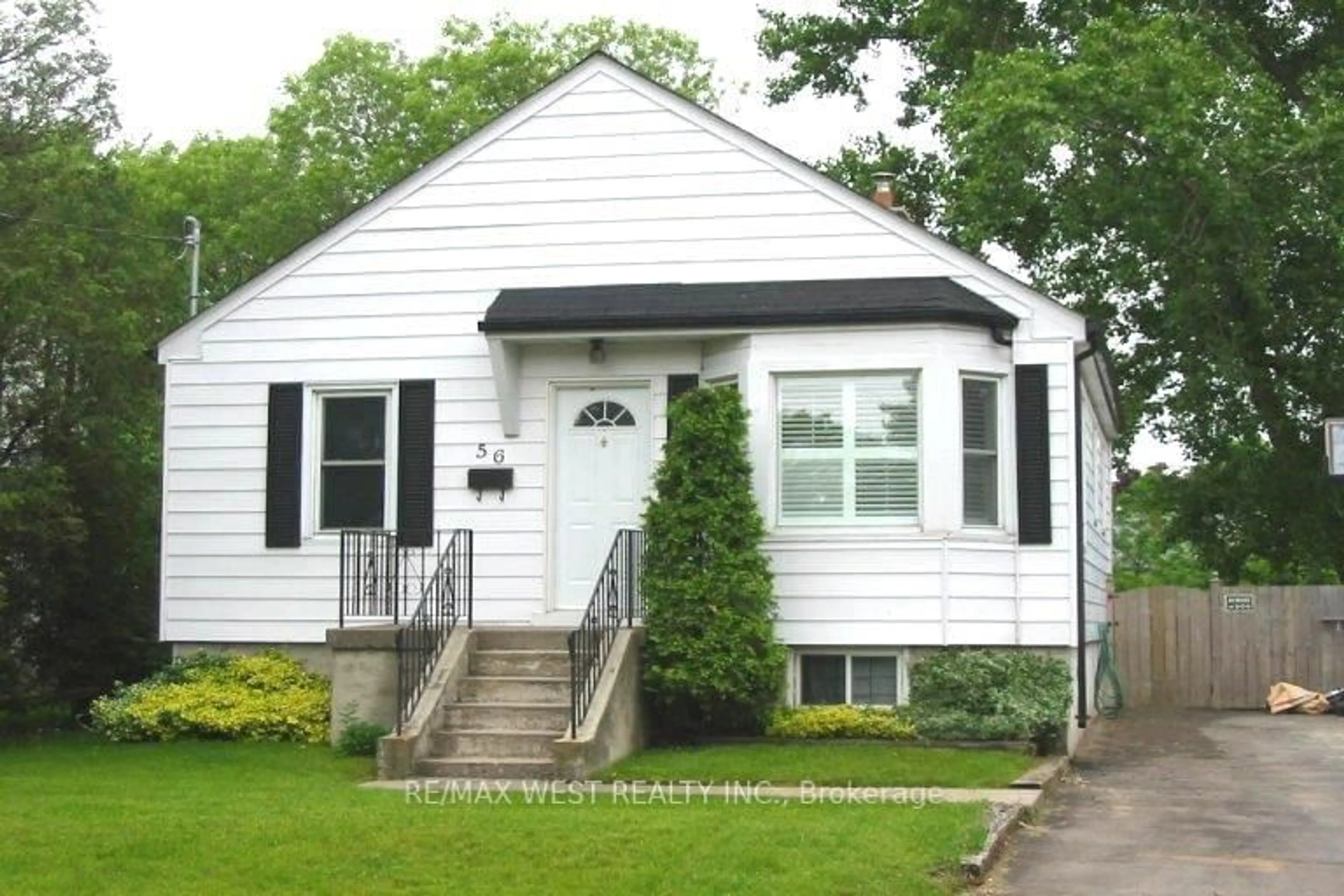 Frontside or backside of a home, cottage for 56 Amiens Rd, Toronto Ontario M1E 3S8