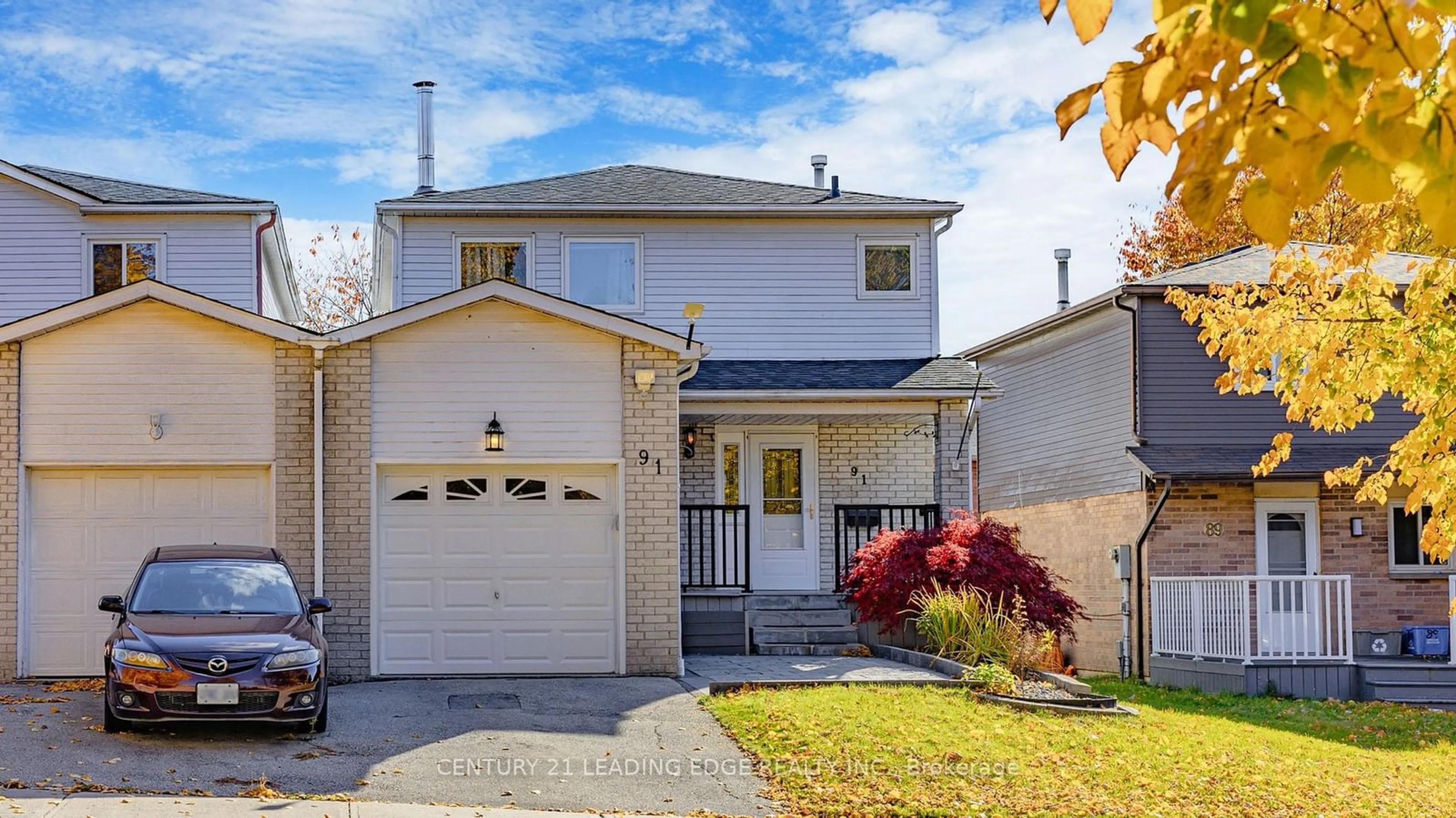 A pic from exterior of the house or condo, the fenced backyard for 91 Chalmers Cres, Ajax Ontario L1S 5Z6