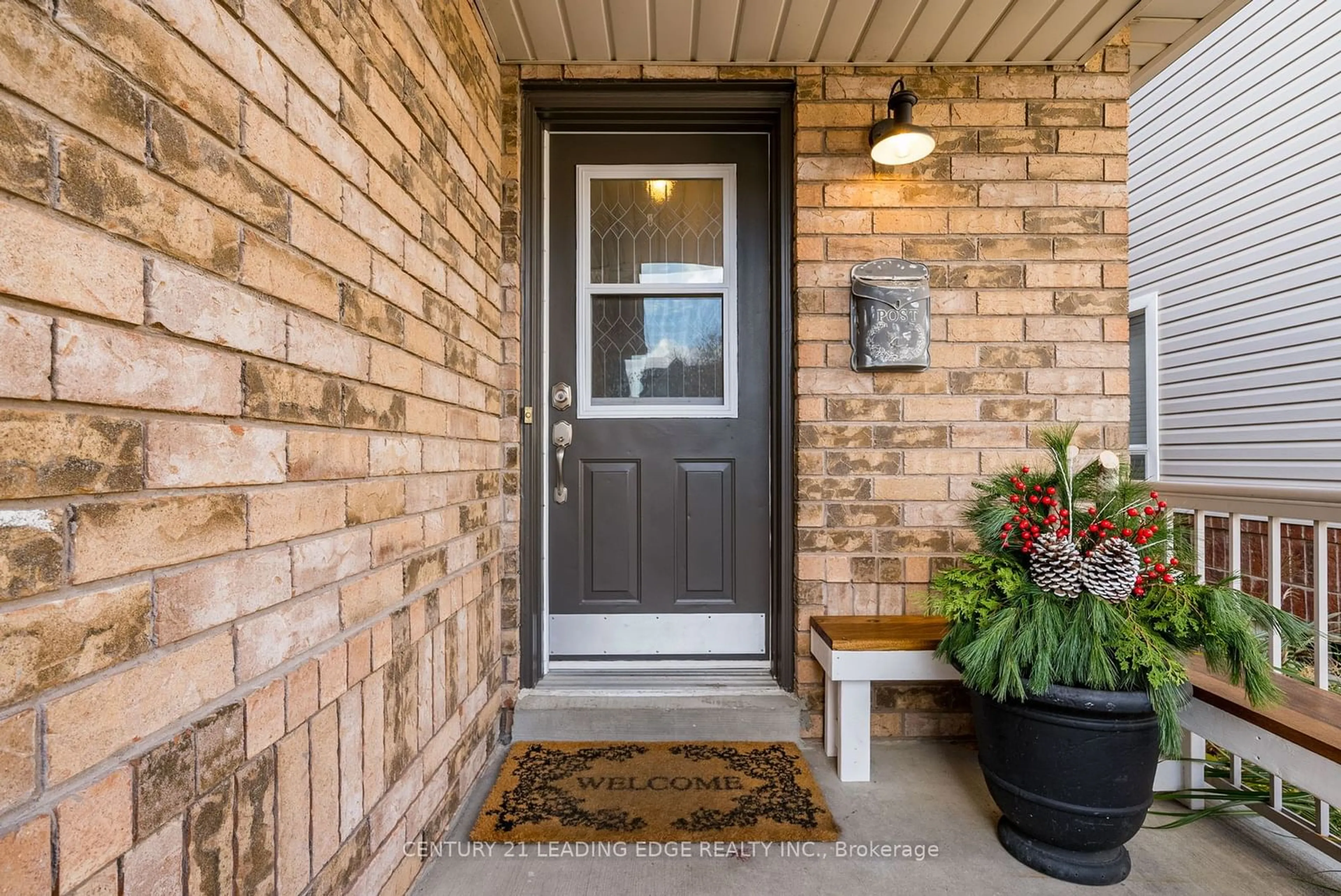 Indoor entryway, wood floors for 8 Hulley Cres, Ajax Ontario L1S 7E4