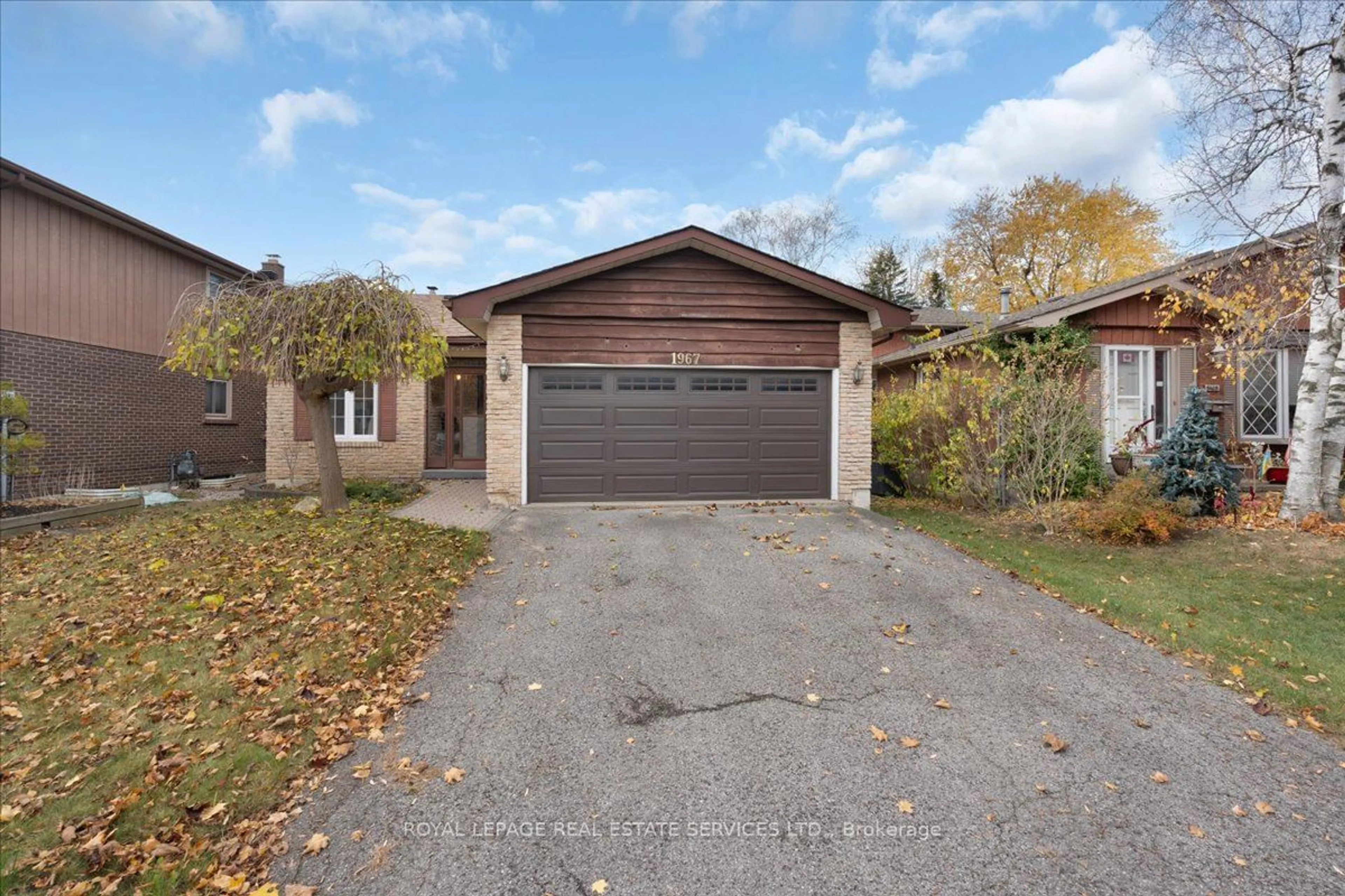 Frontside or backside of a home, the street view for 1967 Lodge Rd, Pickering Ontario L1S 2S7