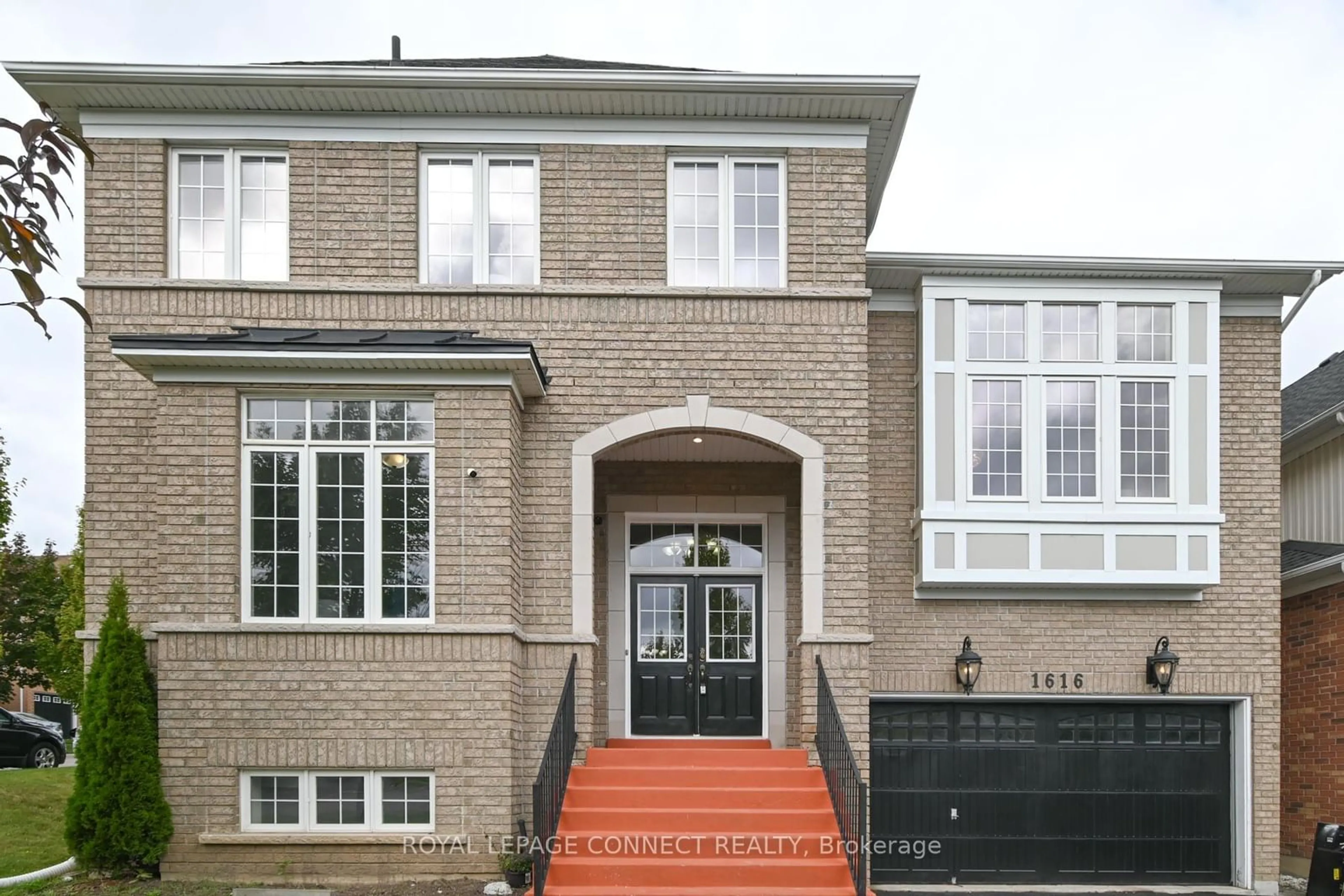 Home with brick exterior material for 1616 Docking Crt, Oshawa Ontario L1K 0H3