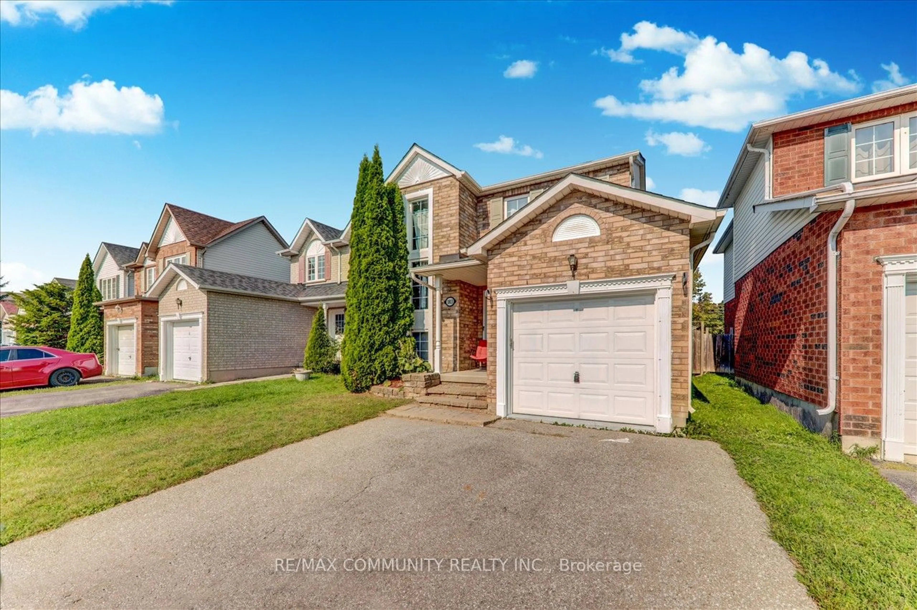 Frontside or backside of a home, the street view for 1813 Dalhousie Cres, Oshawa Ontario L1G 8C5