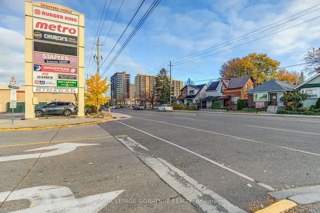 Additional property image - 533 Victoria Pk Ave