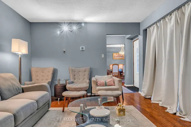 Additional property image - 2 Dailing Gate Unit 19