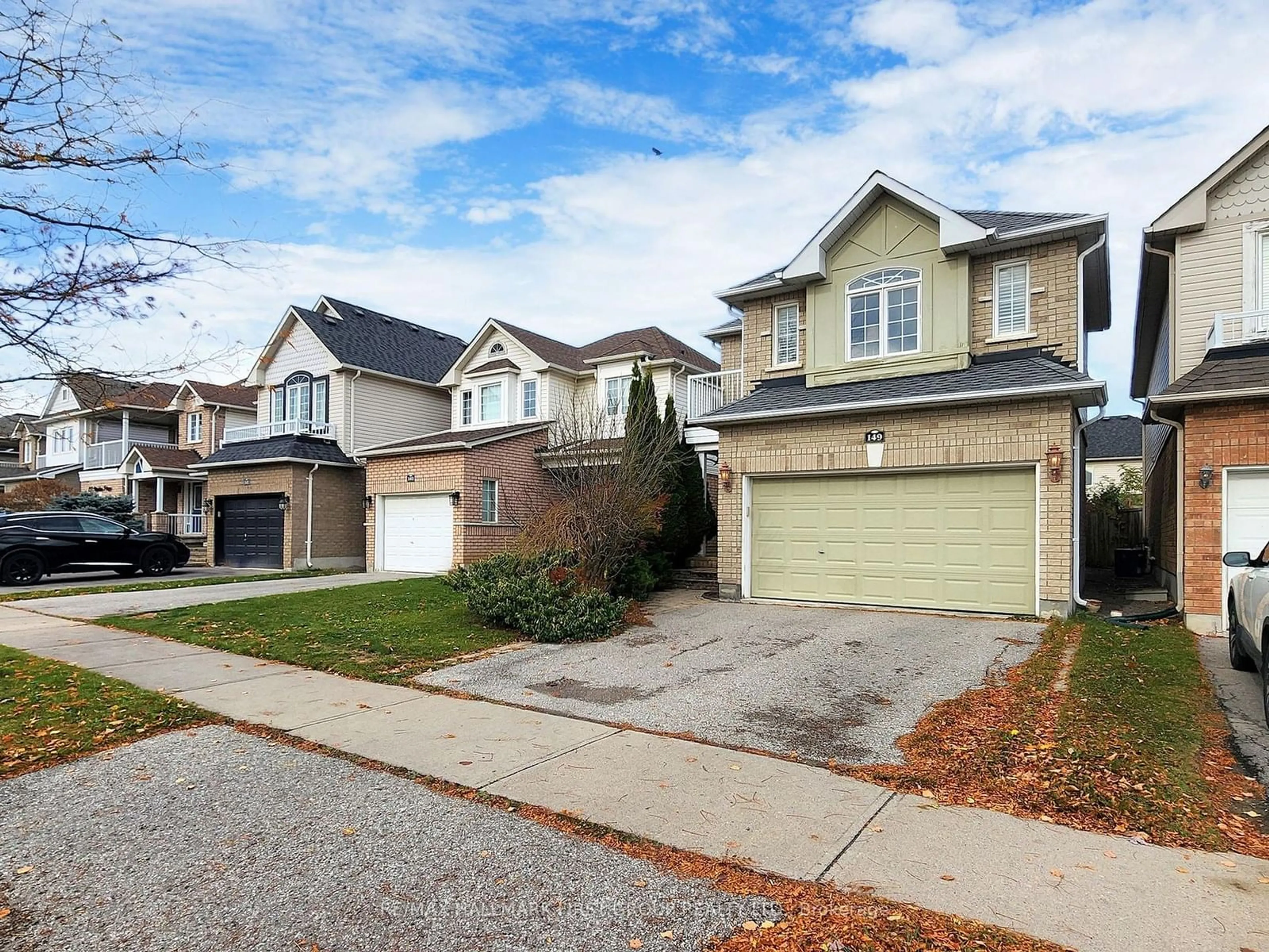 Frontside or backside of a home, the street view for 149 Madden Pl, Clarington Ontario L1C 5K4