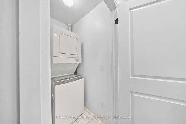 Additional property image - 30 Meadowglen Pl Unit 816