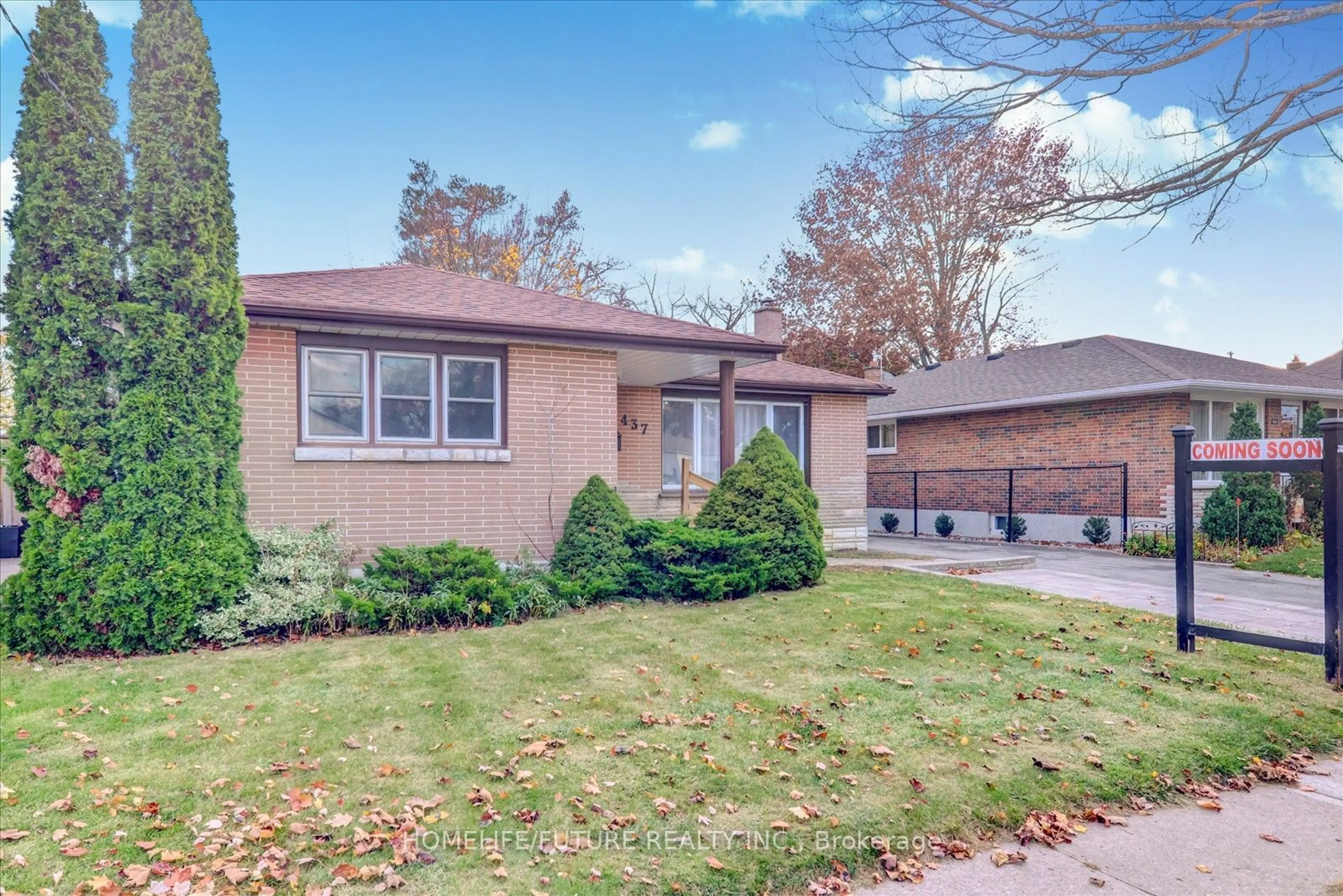 Home with brick exterior material for 437 Fairleigh Ave, Oshawa Ontario L1J 2W4