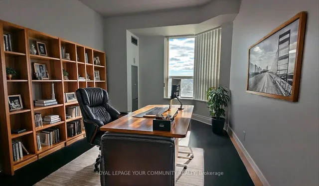 Additional property image - 1 Lee Centre Dr Unit PH108