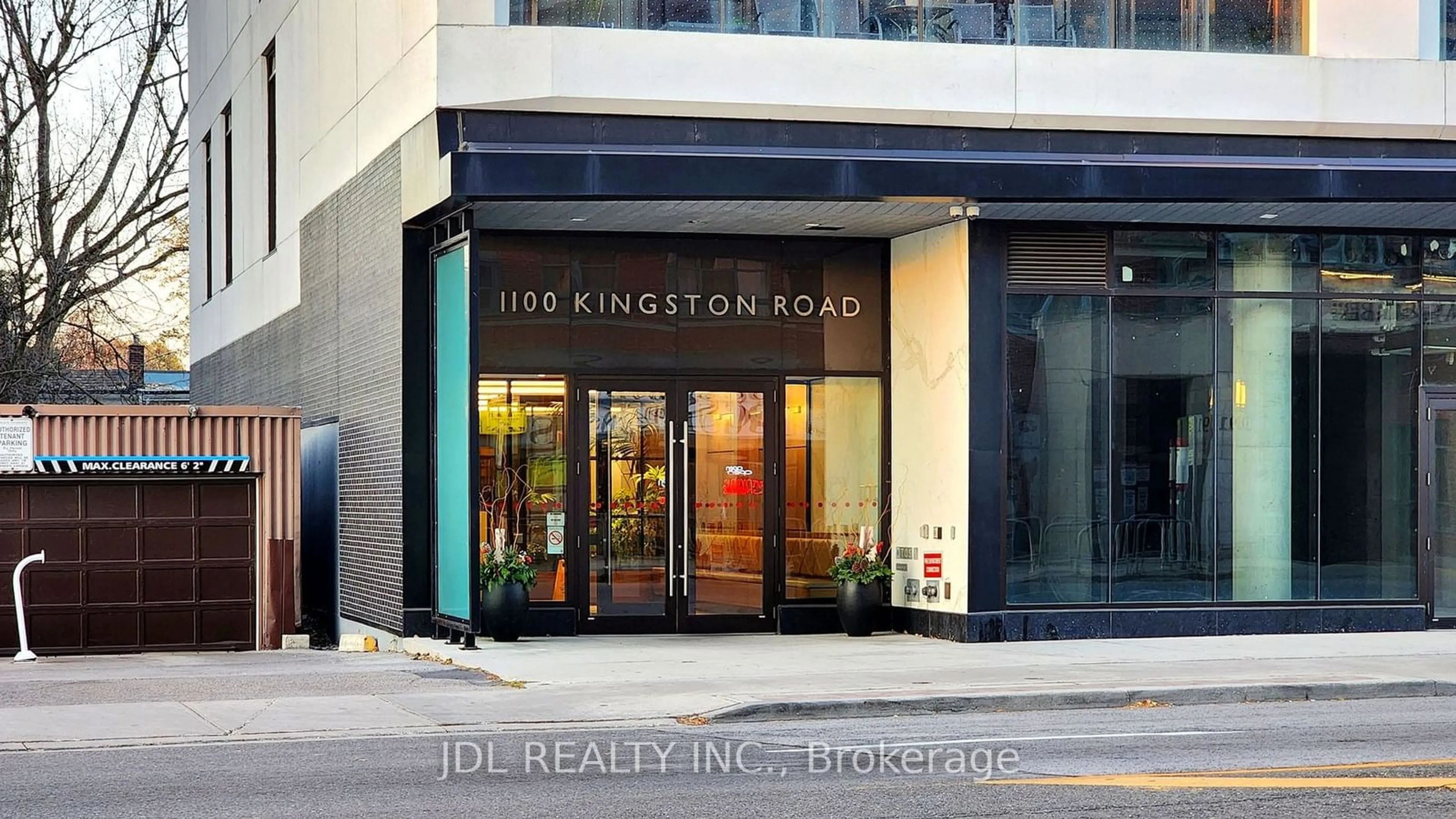 Indoor lobby, unknown floor for 1100 Kingston Rd #423, Toronto Ontario M1N 0B3