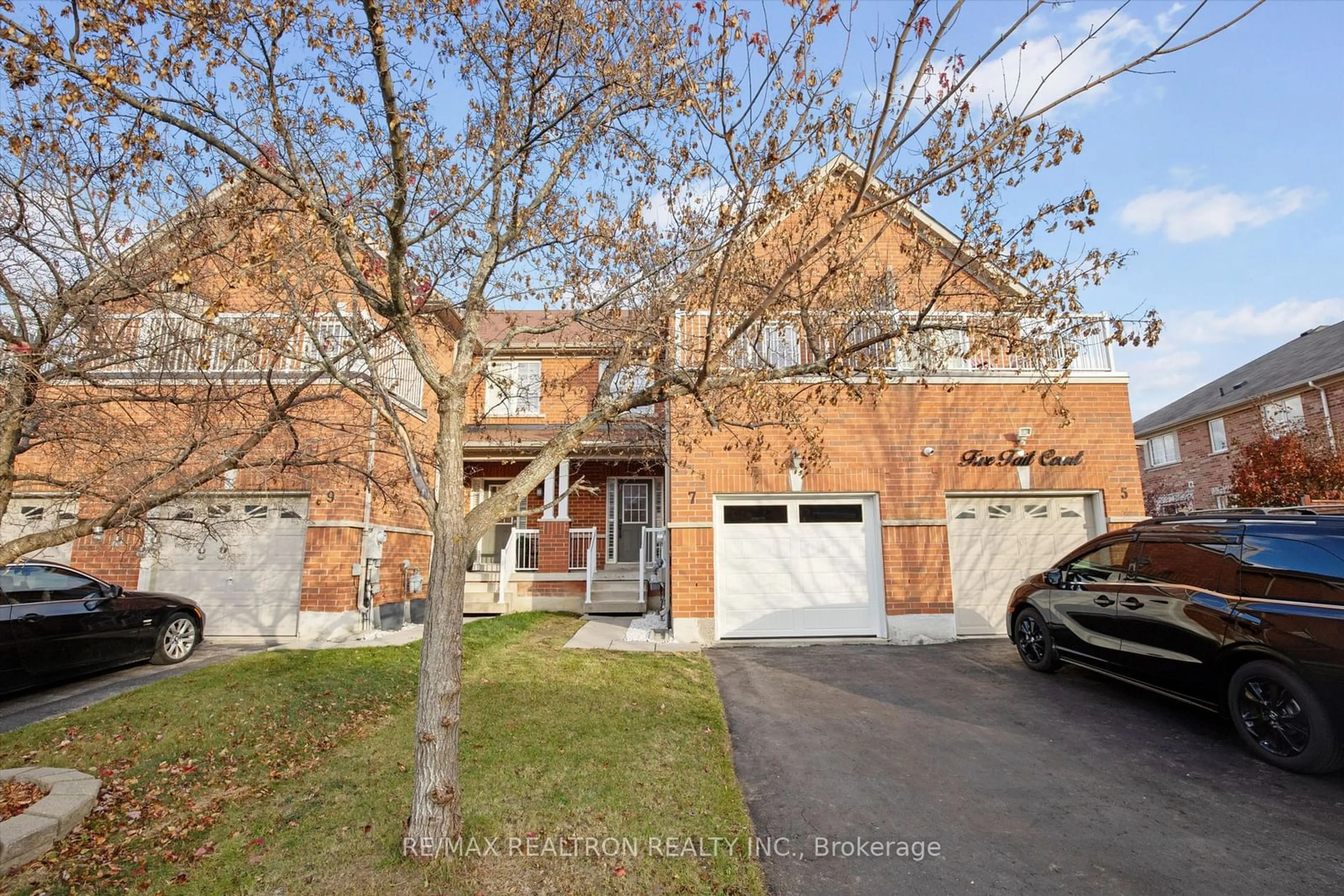 A pic from exterior of the house or condo, the street view for 7 Tait Crt, Toronto Ontario M1X 0B1