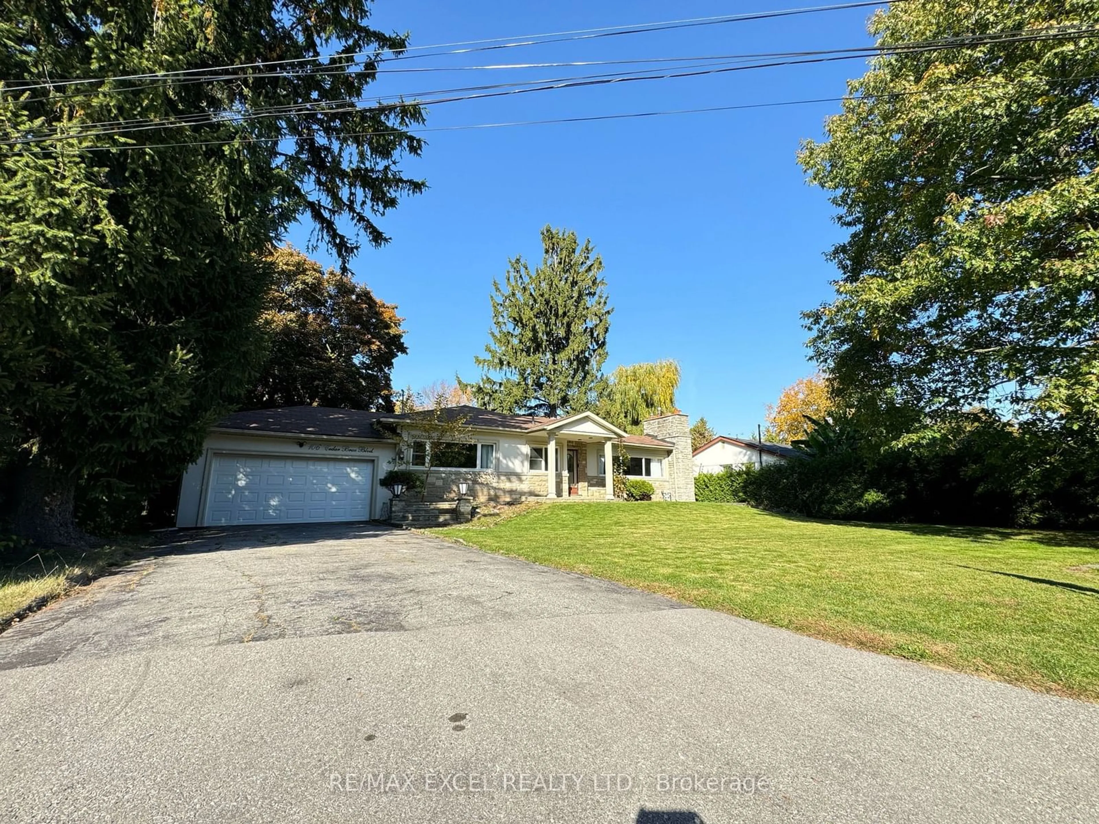 Frontside or backside of a home, the street view for 106 Cedar Brae Blvd, Toronto Ontario M1J 2K5